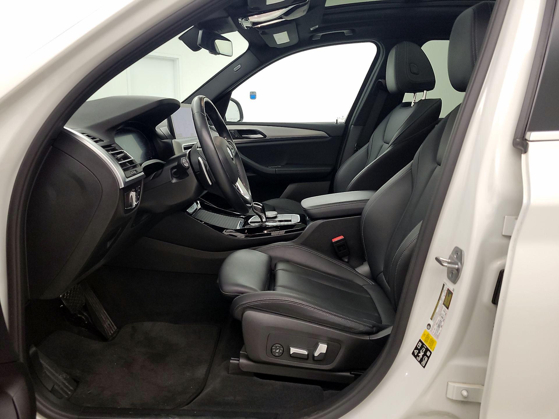 Thumbnail: 2022 BMW X3 - 11