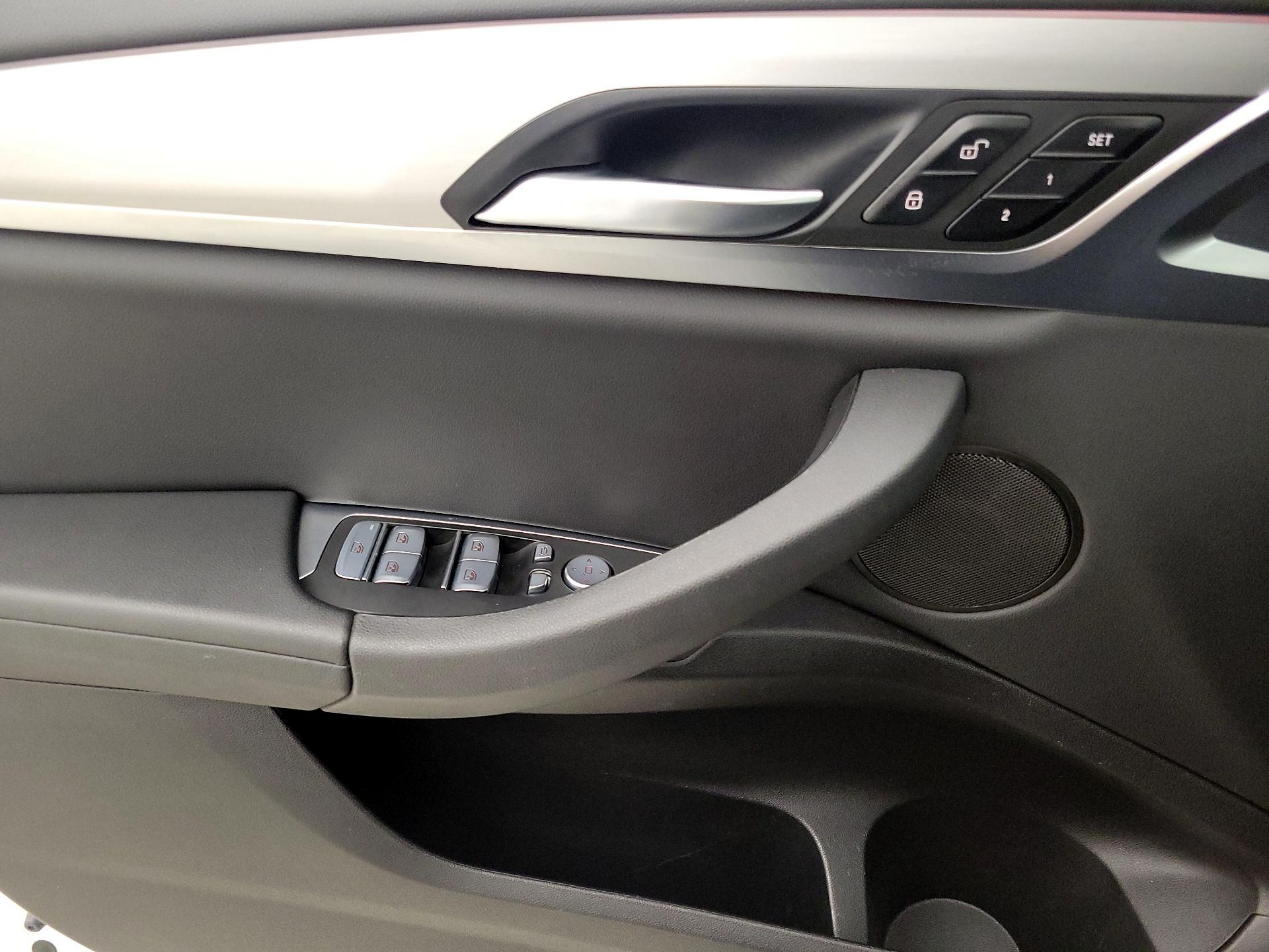 Thumbnail: 2022 BMW X3 - 12