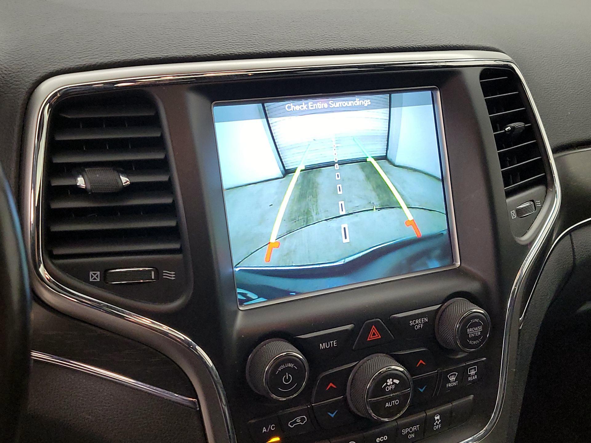 Thumbnail: 2018 Jeep Grand Cherokee - 15