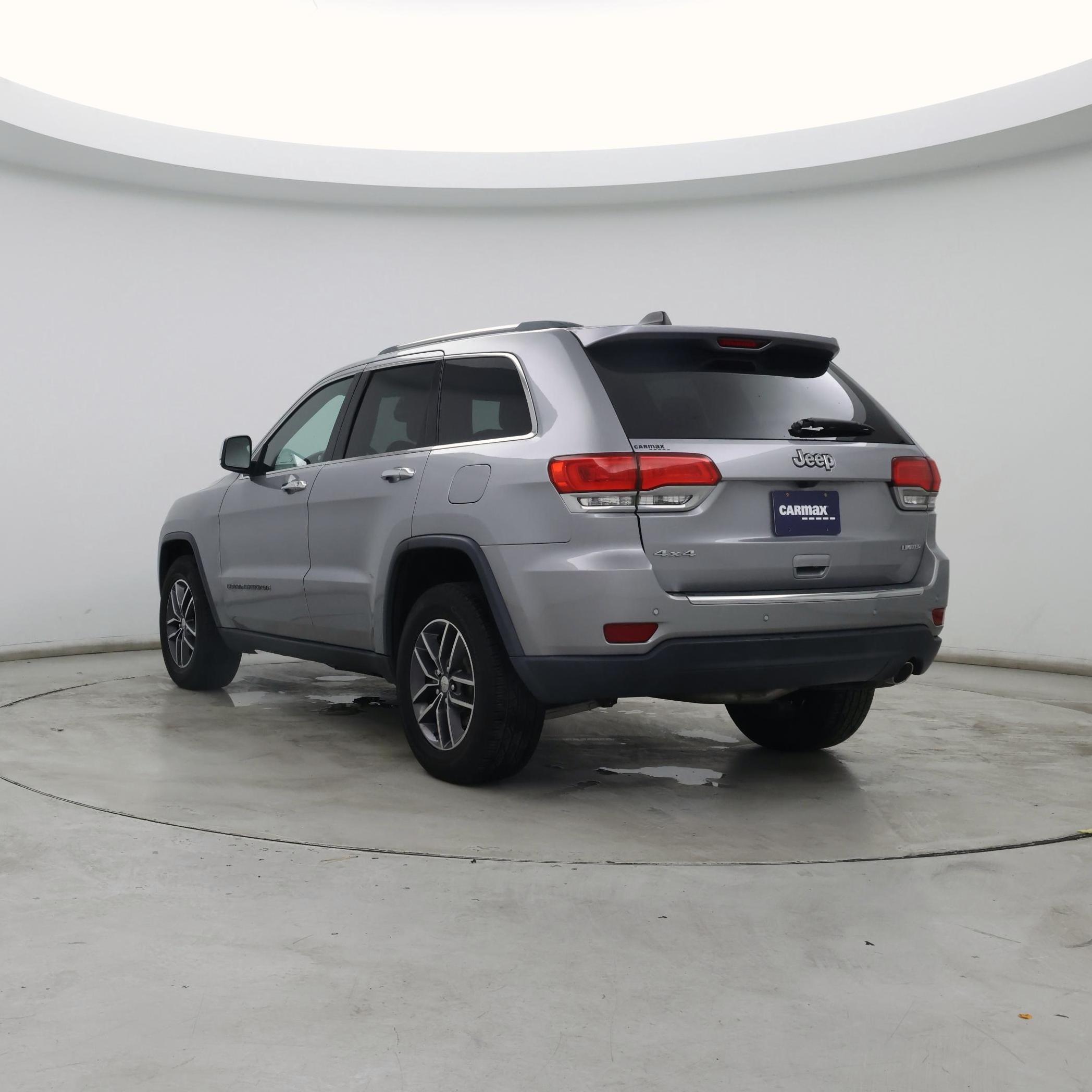 Thumbnail: 2018 Jeep Grand Cherokee - 2