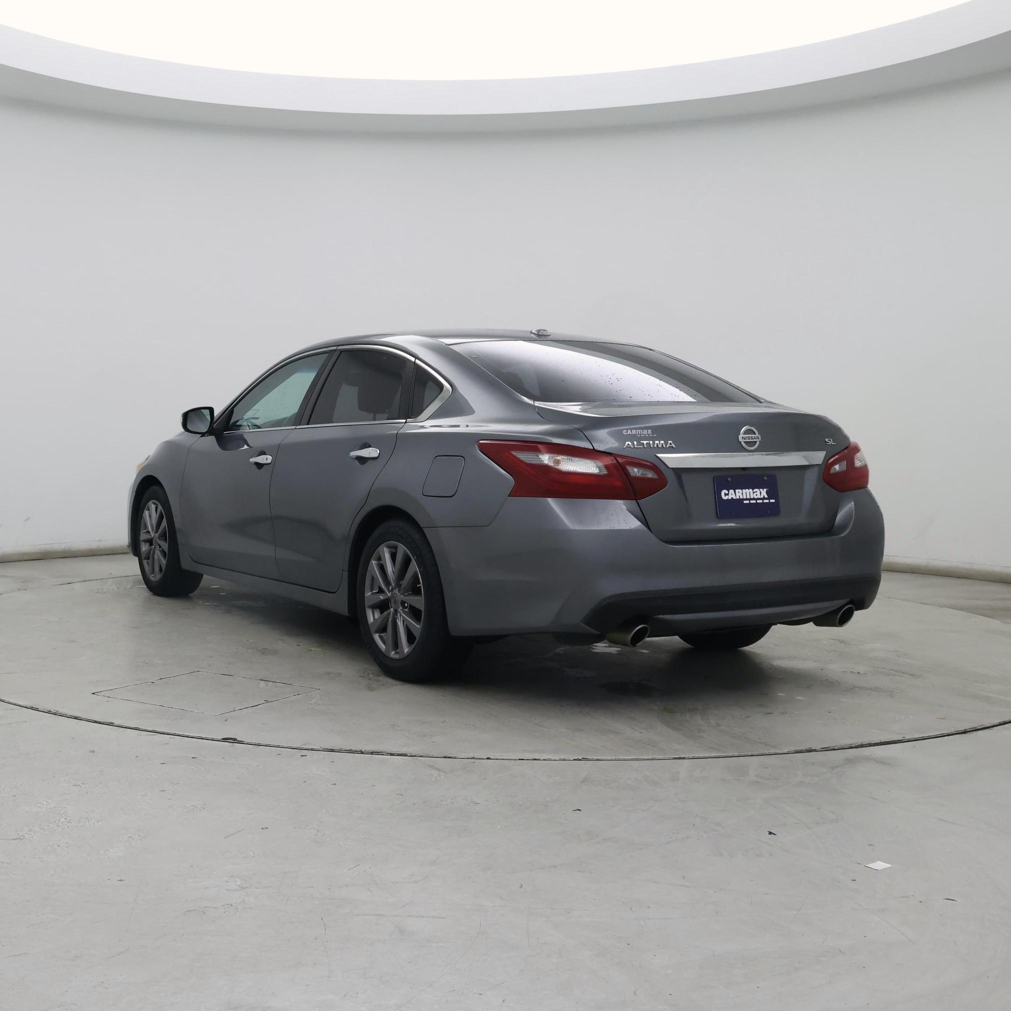 Thumbnail: 2018 Nissan Altima - 2