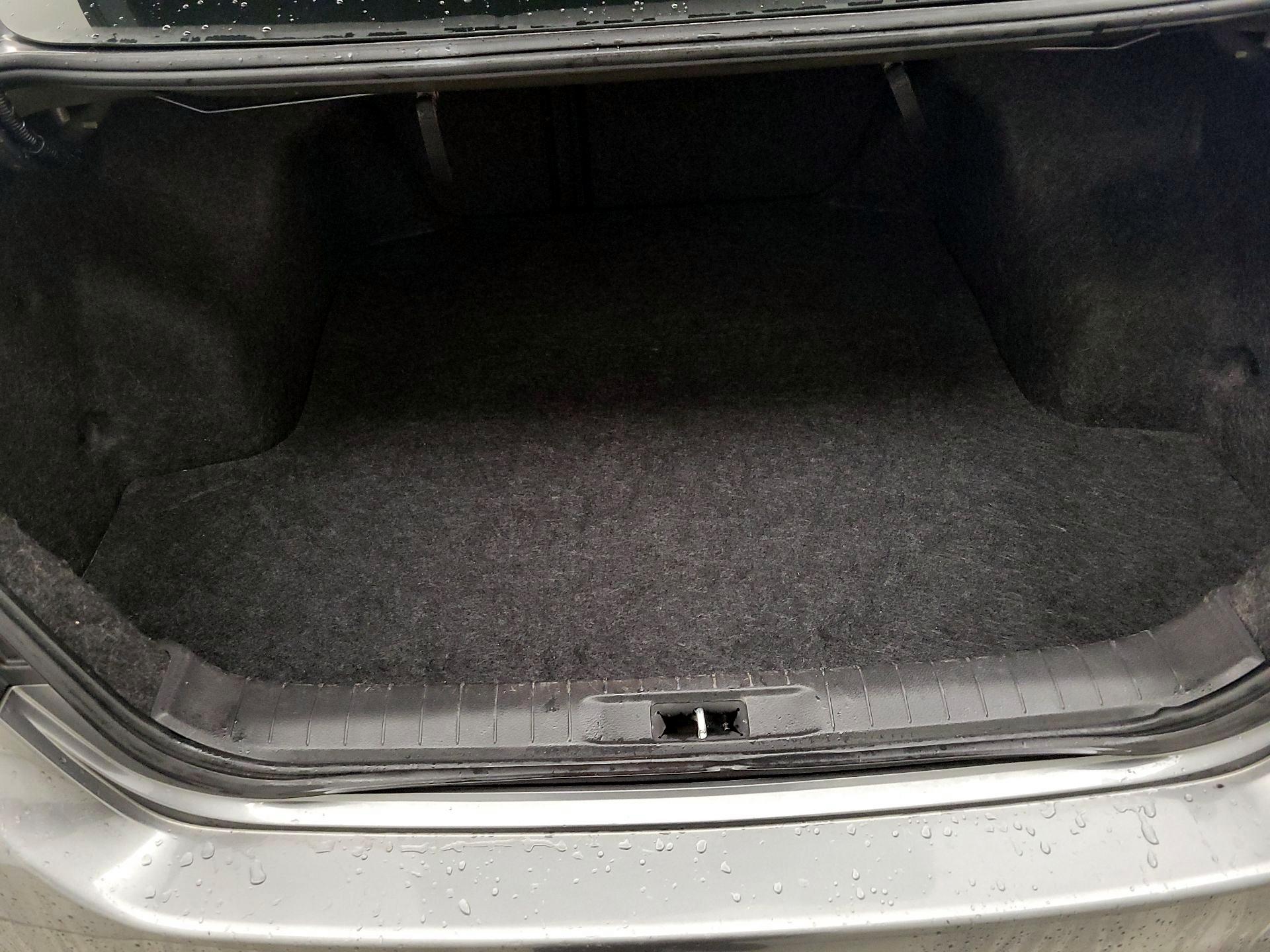 Thumbnail: 2018 Nissan Altima - 20