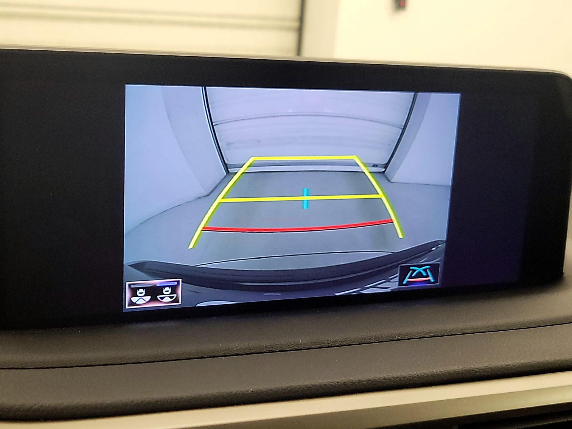 Thumbnail: 2020 Lexus RX - 15