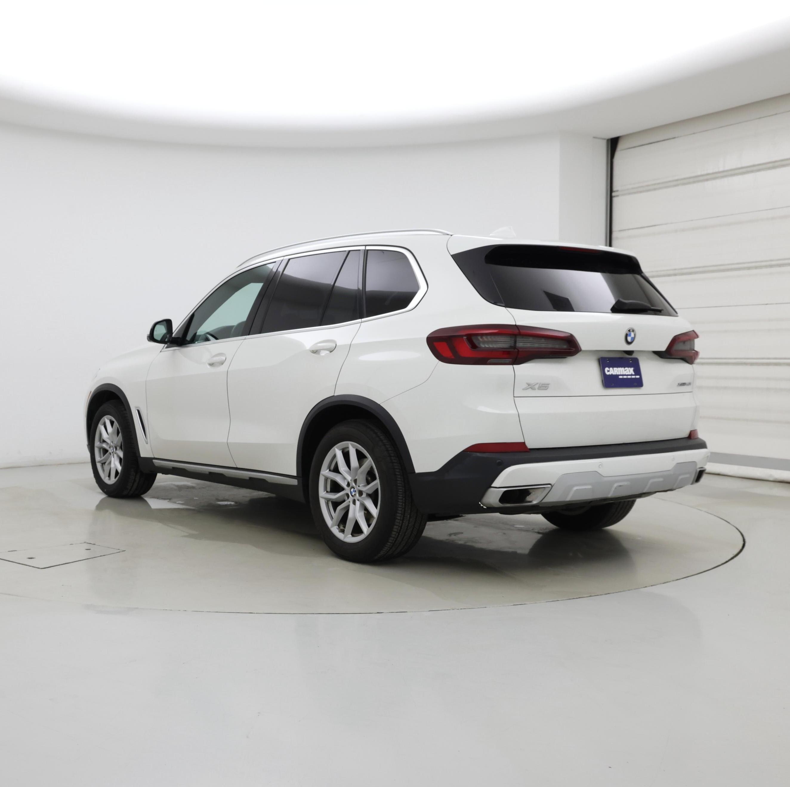 Thumbnail: 2021 BMW X5 - 2