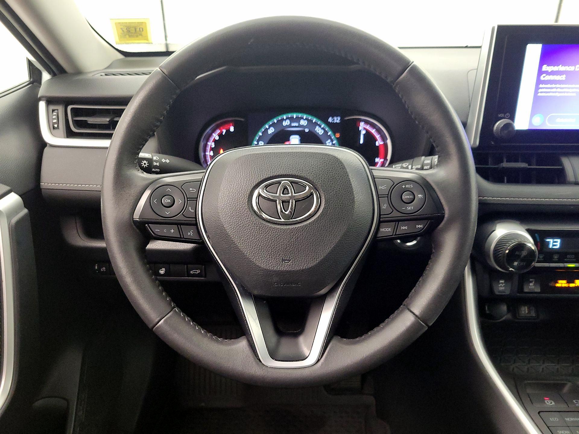 Thumbnail: 2023 Toyota RAV4 - 10