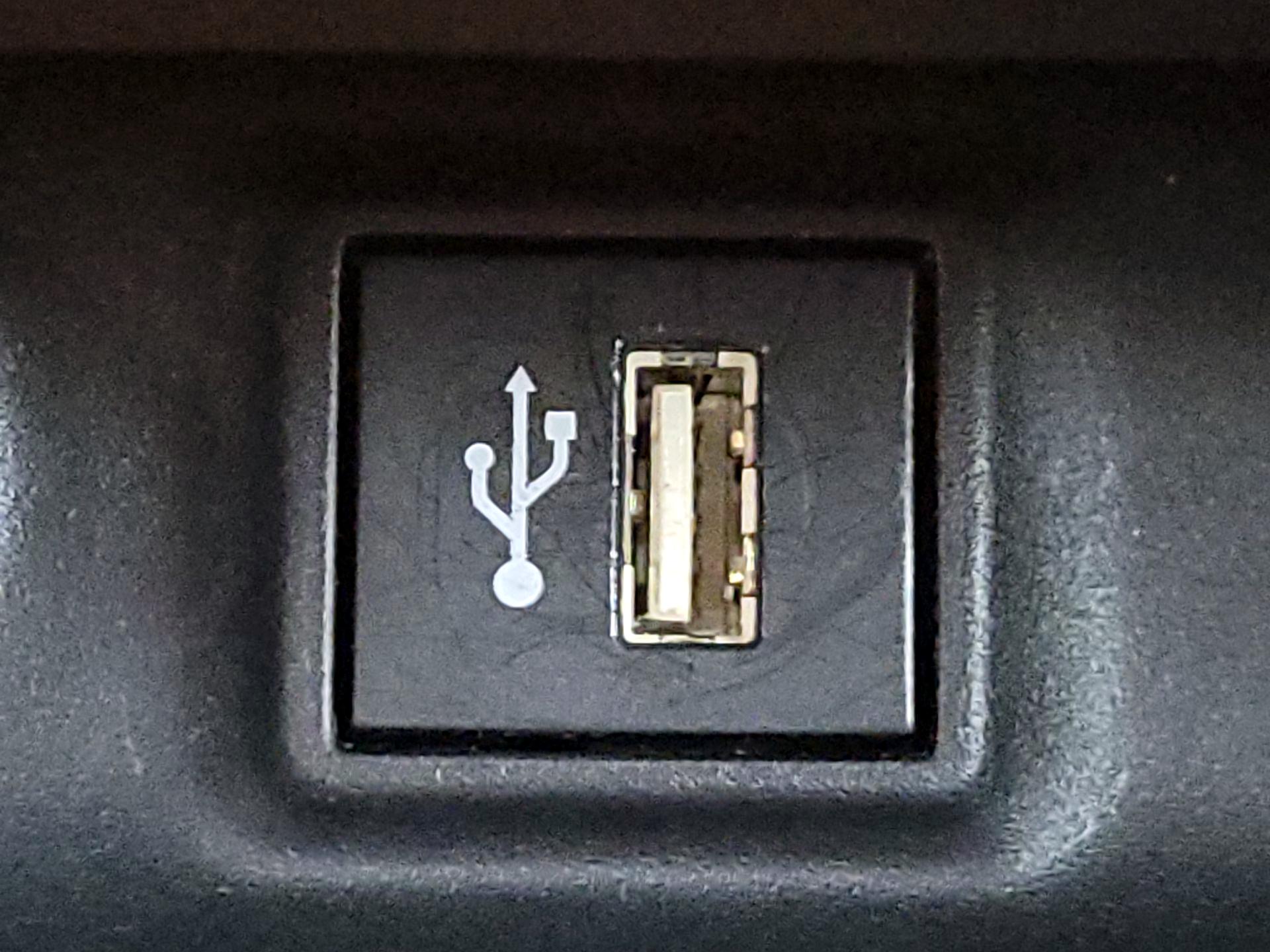 Thumbnail: 2023 Toyota RAV4 - 18