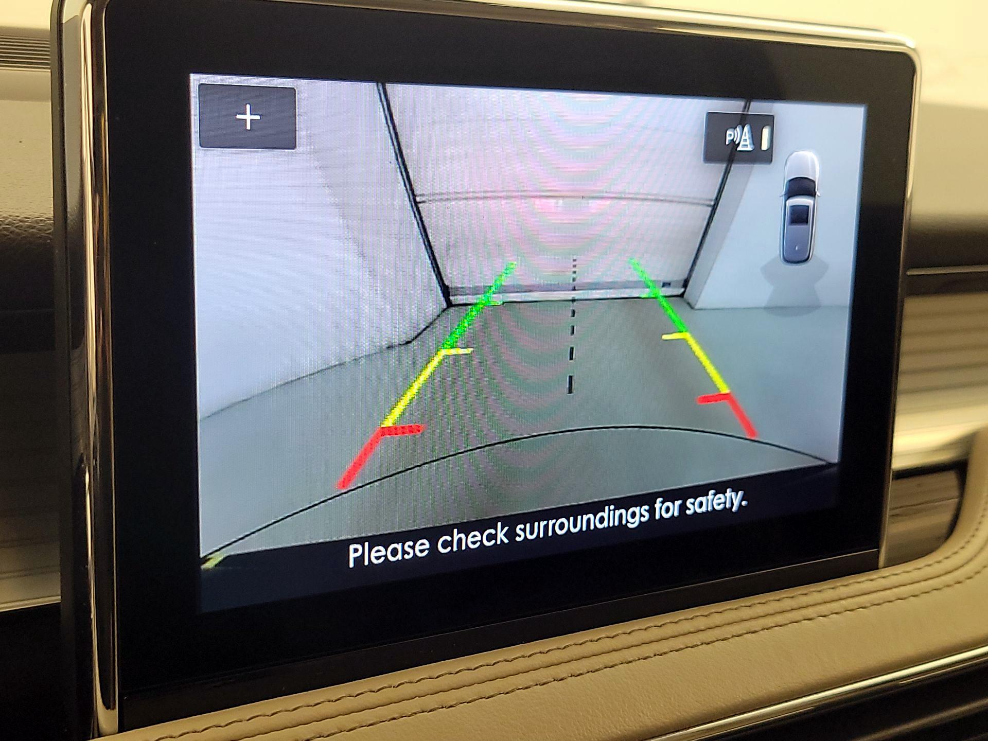 Thumbnail: 2022 Lincoln Corsair - 15