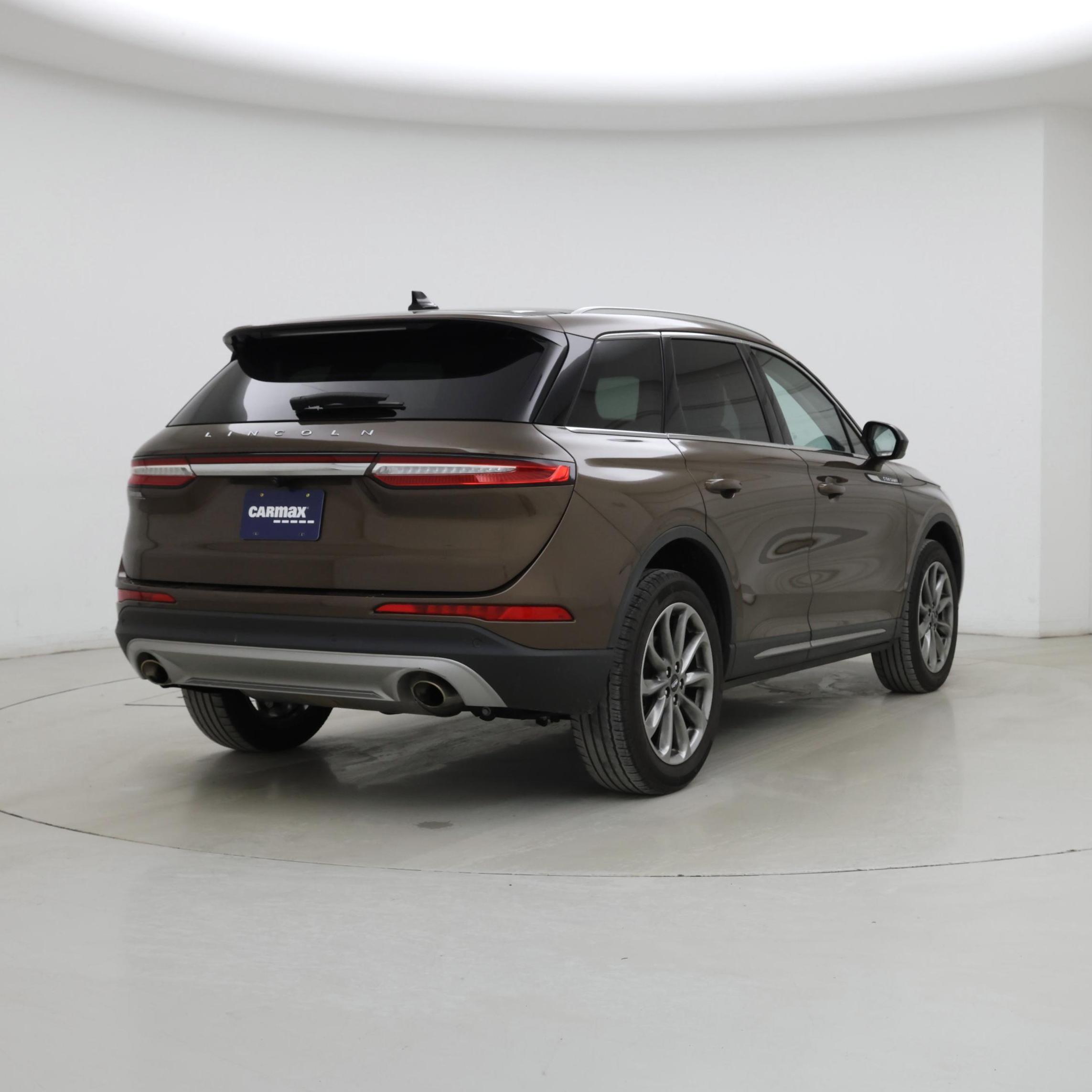 Thumbnail: 2022 Lincoln Corsair - 8