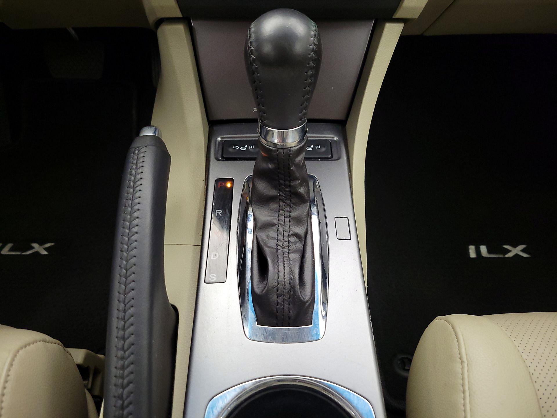 Thumbnail: 2014 Acura ILX - 17