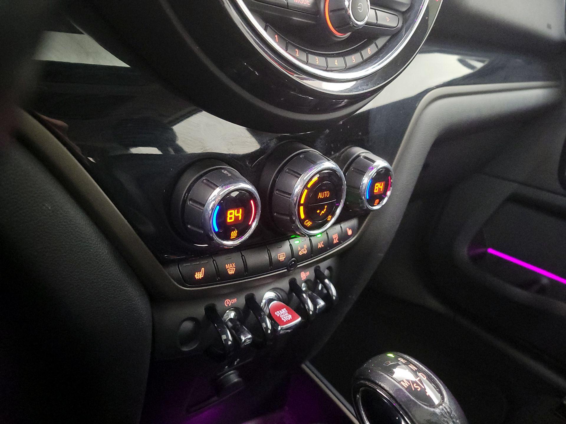 Thumbnail: 2019 MINI Cooper Countryman - 16