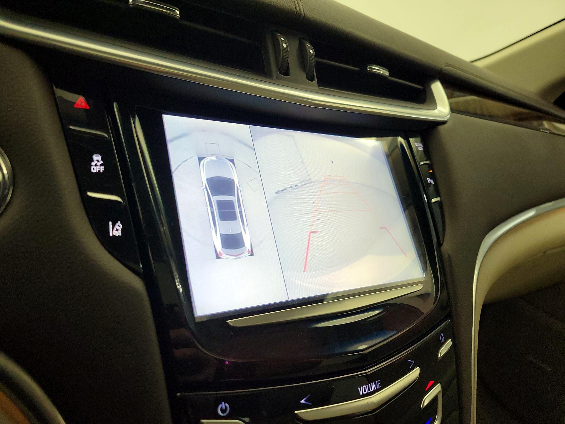 Thumbnail: 2016 Cadillac XTS - 15