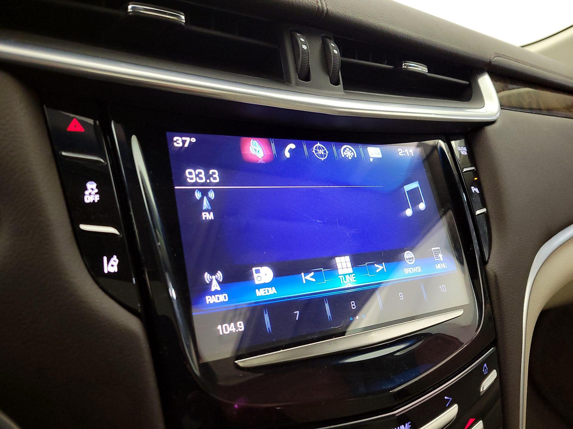 Thumbnail: 2016 Cadillac XTS - 16