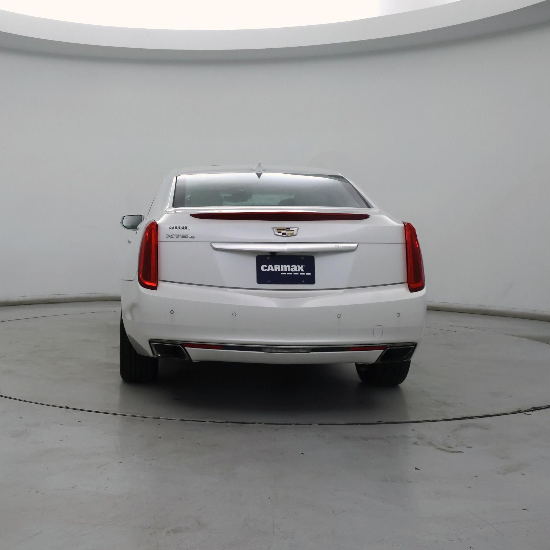 Thumbnail: 2016 Cadillac XTS - 6