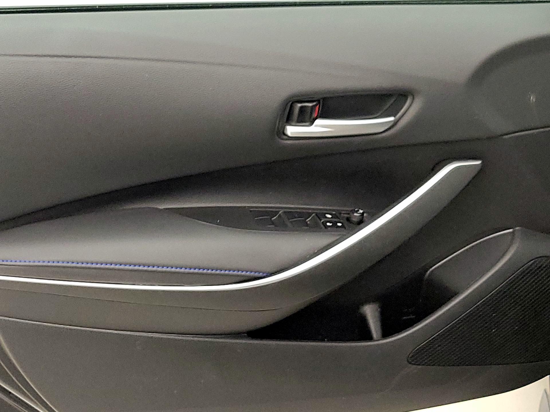 Thumbnail: 2022 Toyota Corolla - 12