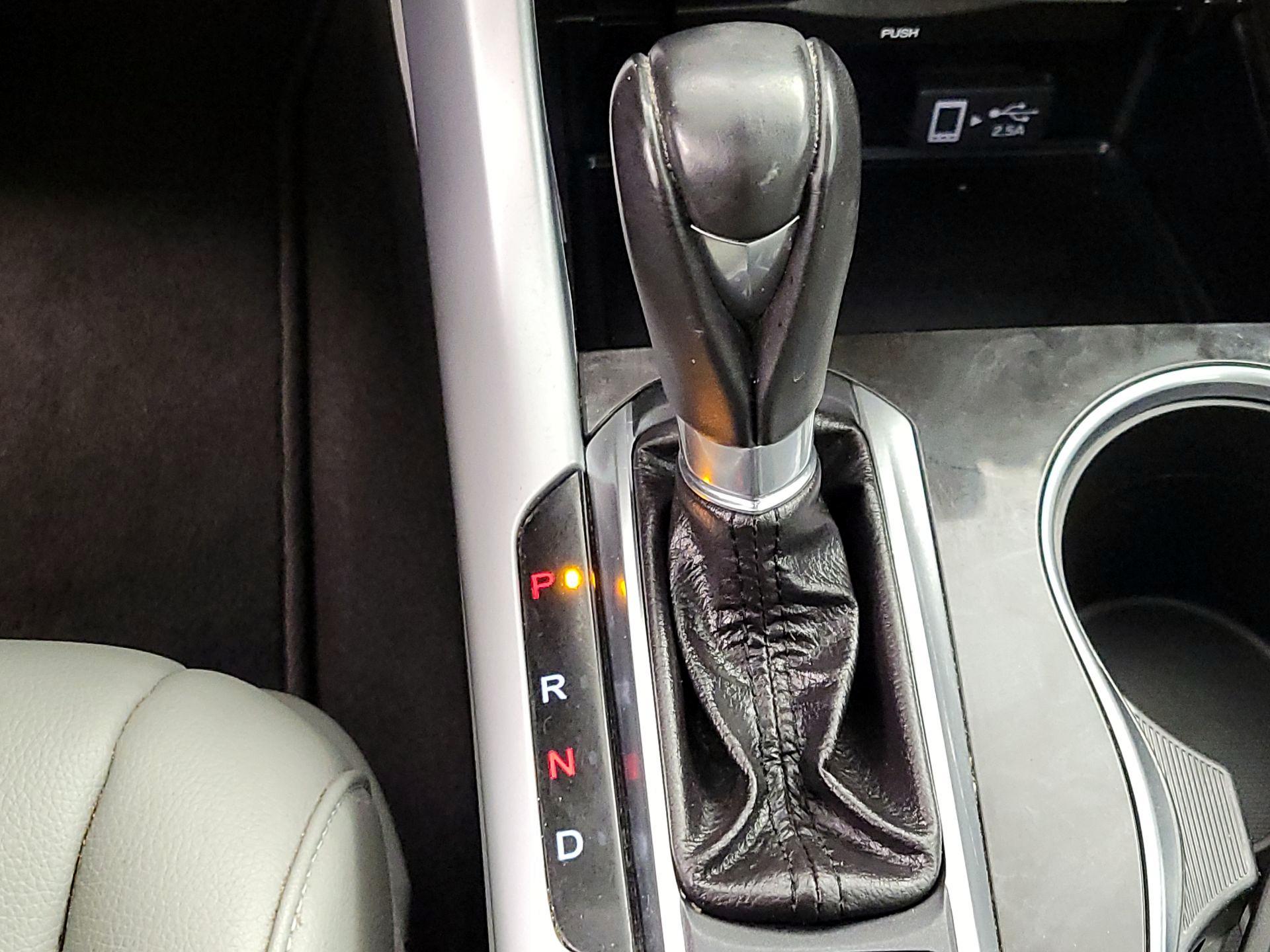 Thumbnail: 2020 Acura TLX - 17