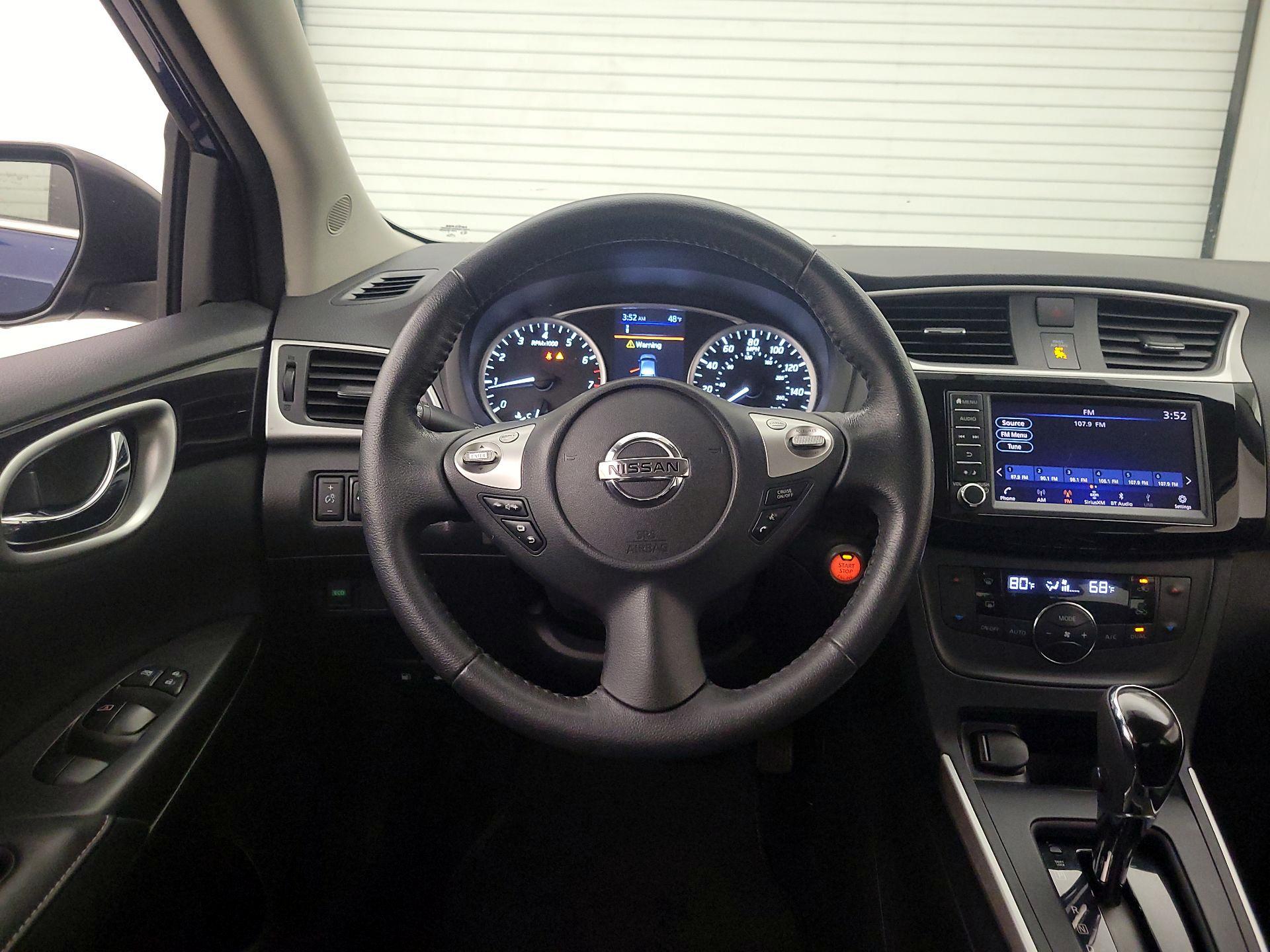 Thumbnail: 2019 Nissan Sentra - 10