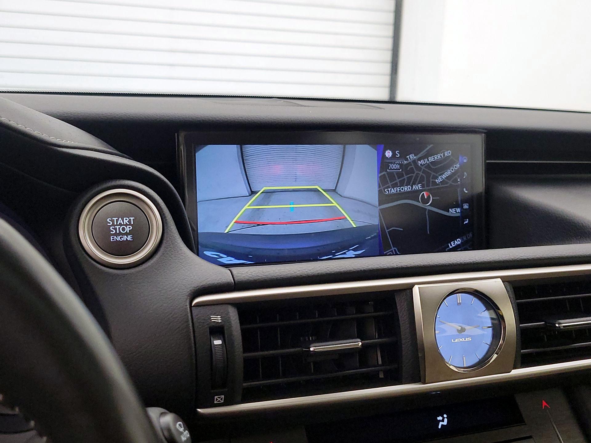 Thumbnail: 2019 Lexus IS - 15