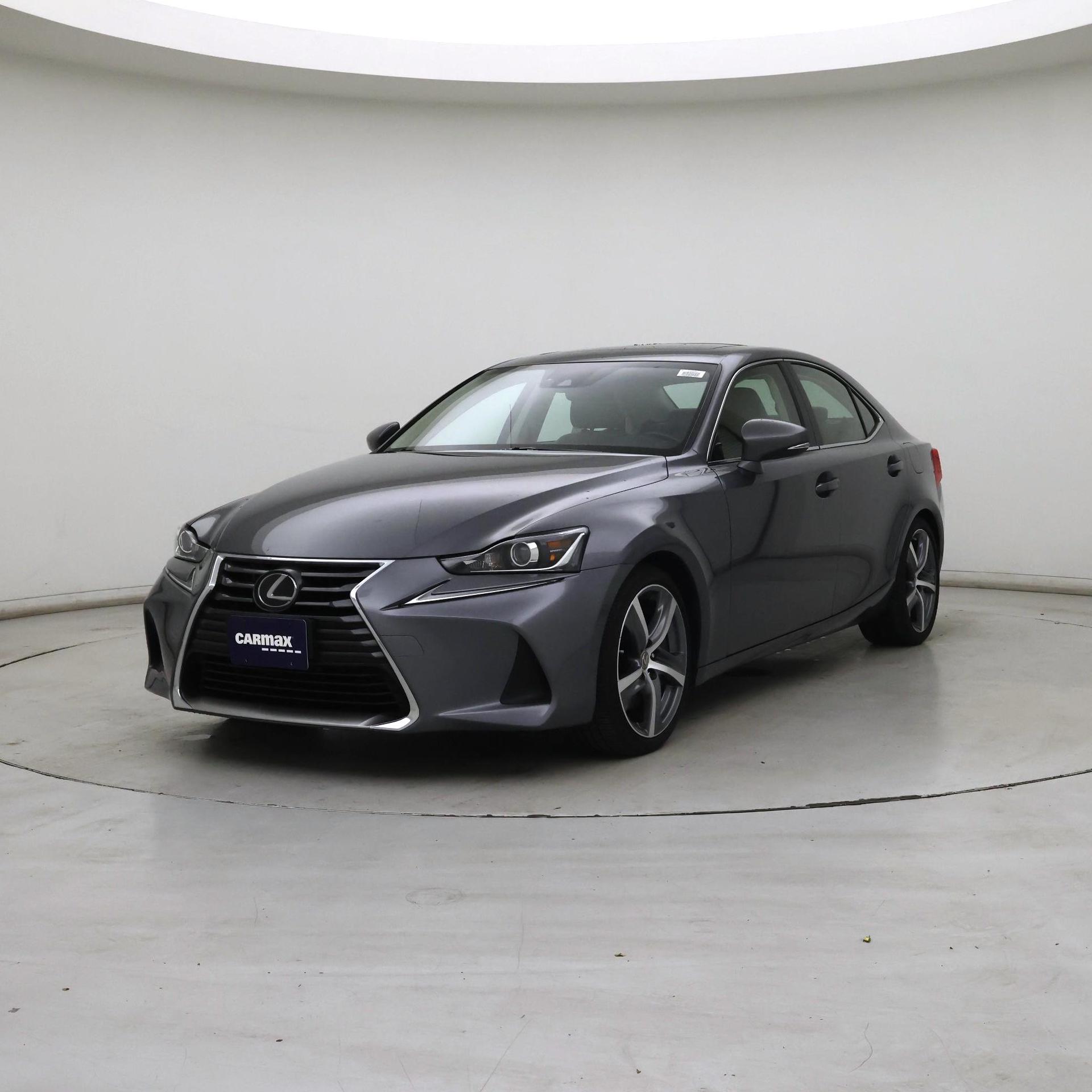 Thumbnail: 2019 Lexus IS - 4