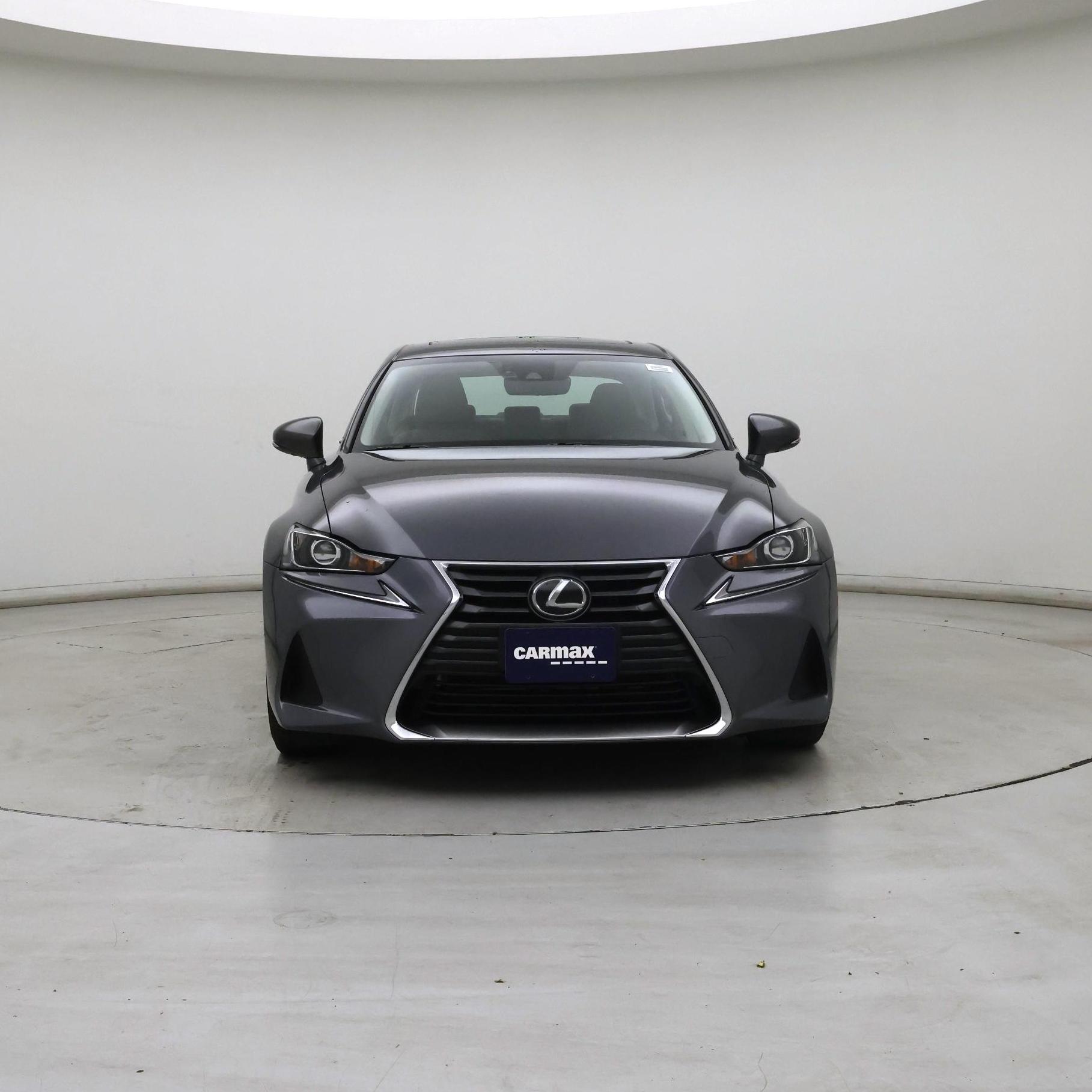 Thumbnail: 2019 Lexus IS - 5