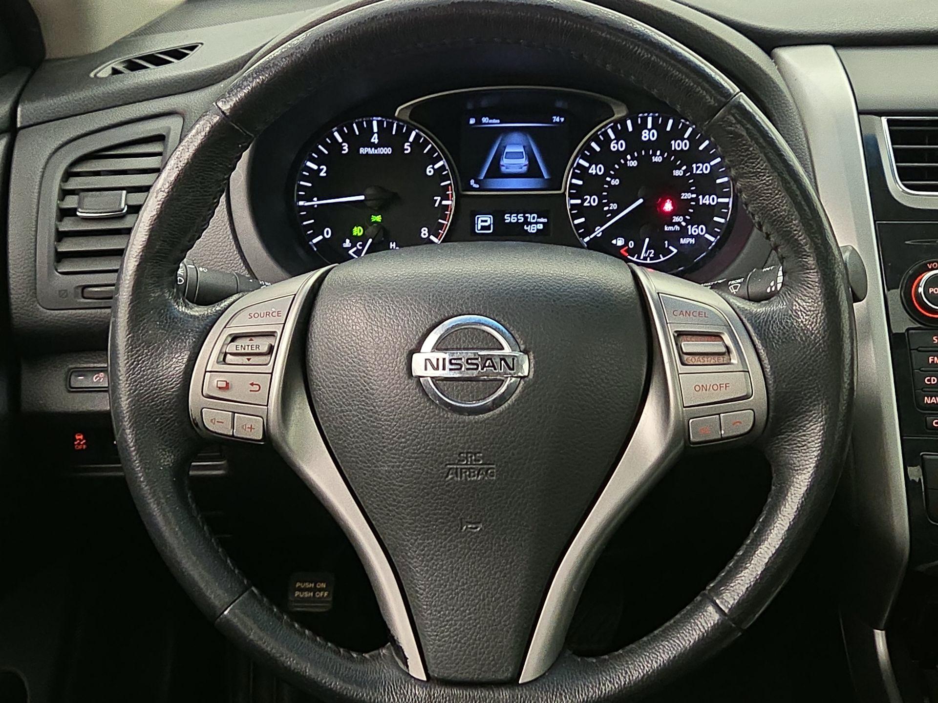 Thumbnail: 2014 Nissan Altima - 10