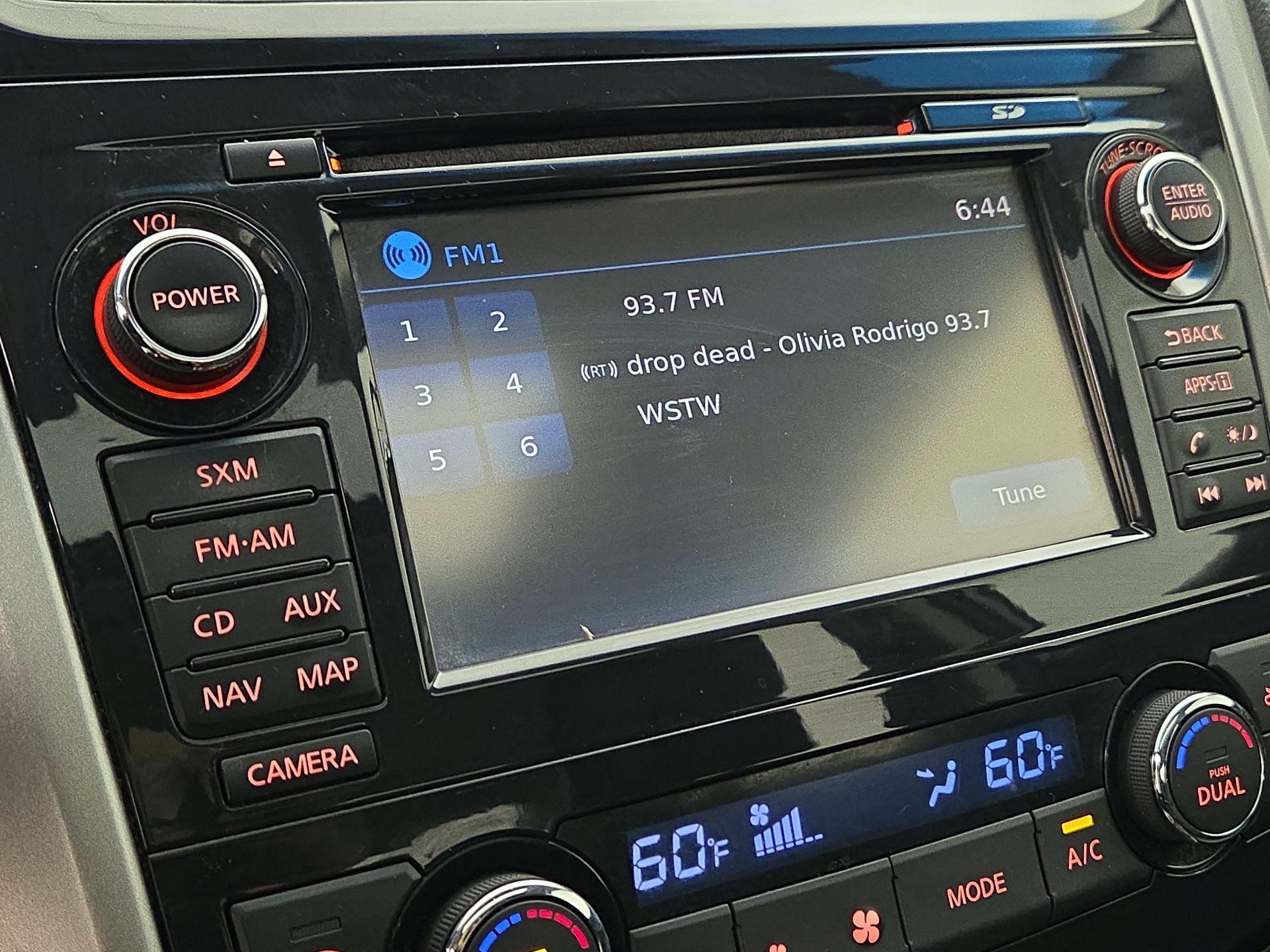 Thumbnail: 2014 Nissan Altima - 15