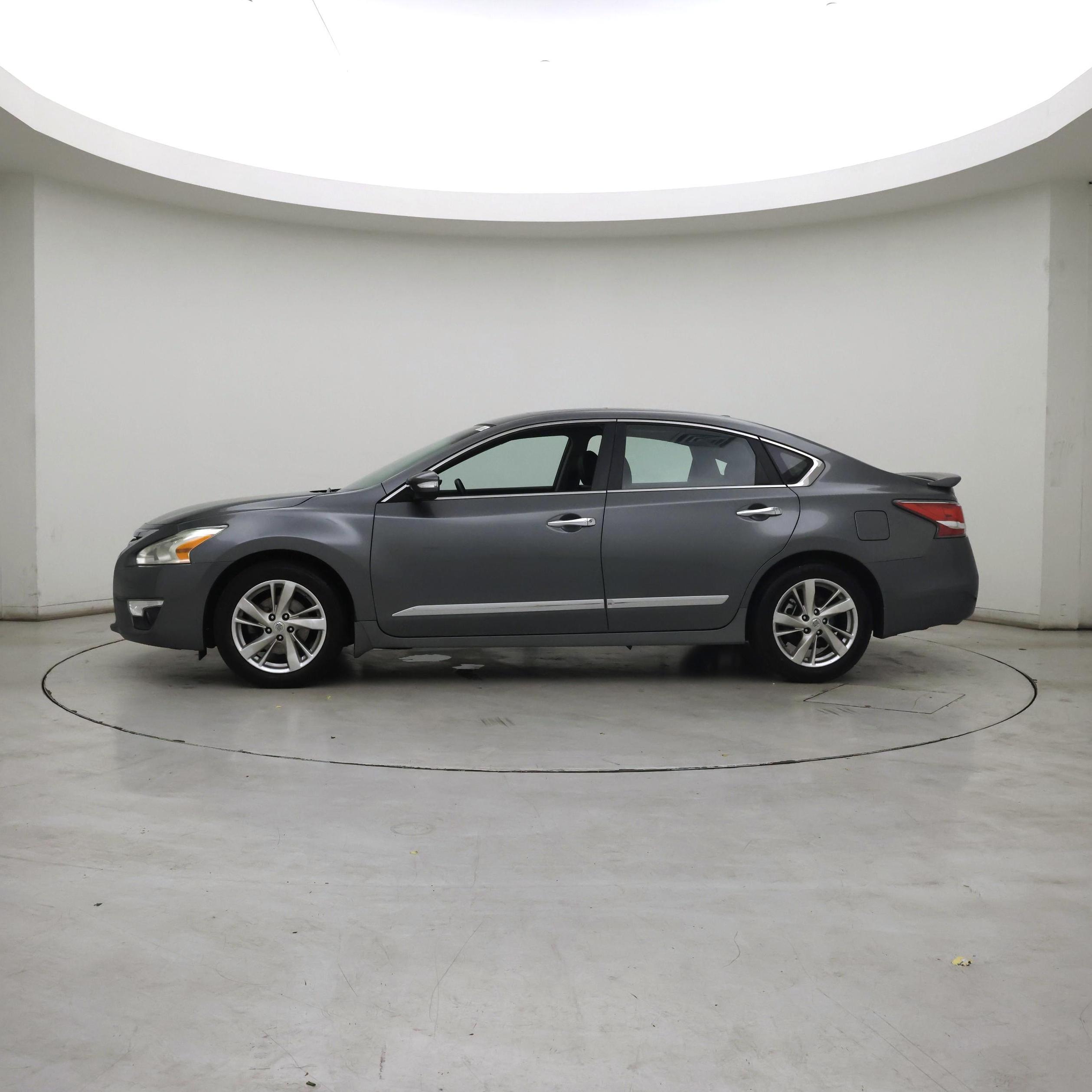Thumbnail: 2014 Nissan Altima - 3
