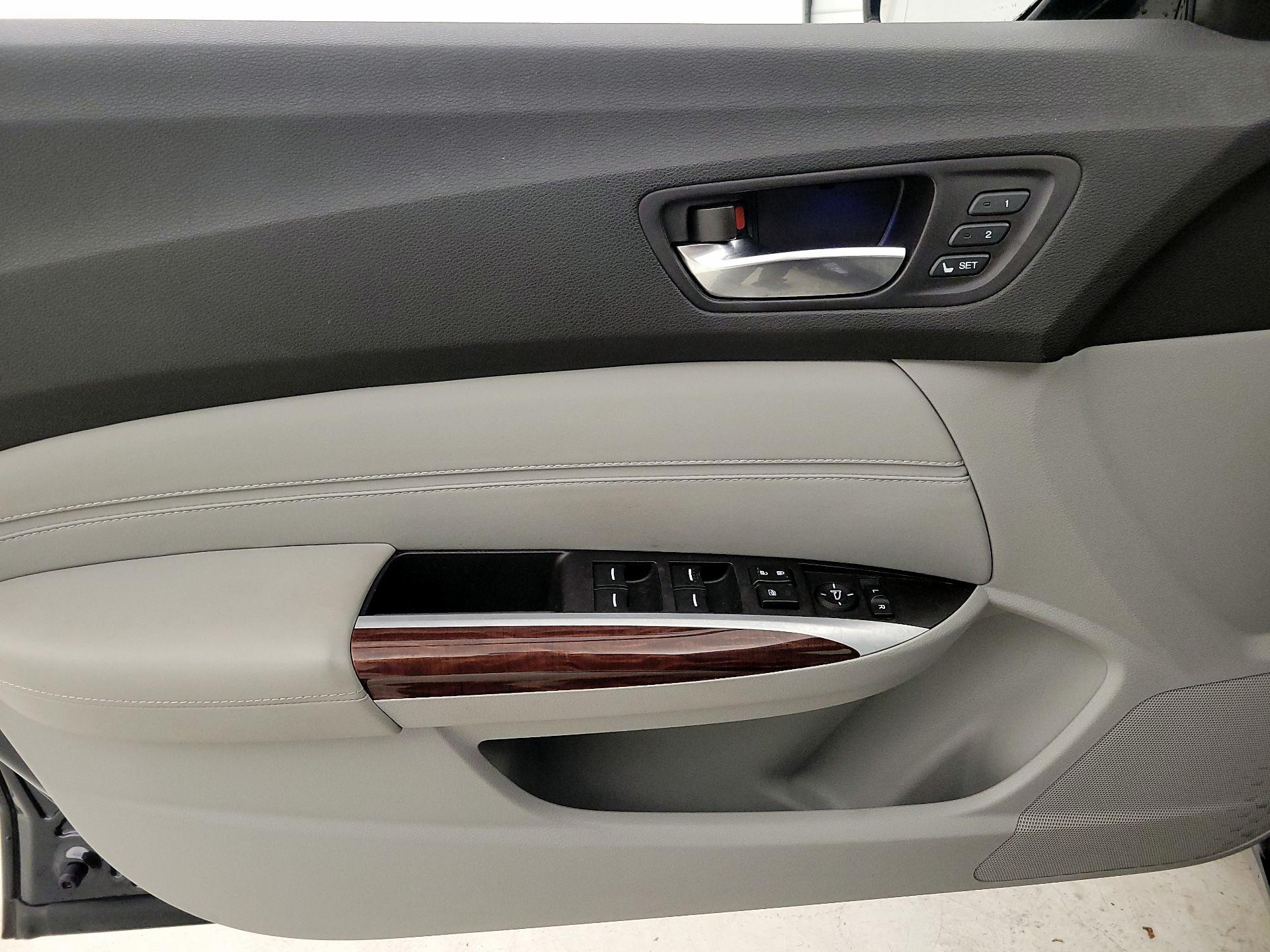 Thumbnail: 2015 Acura TLX - 12