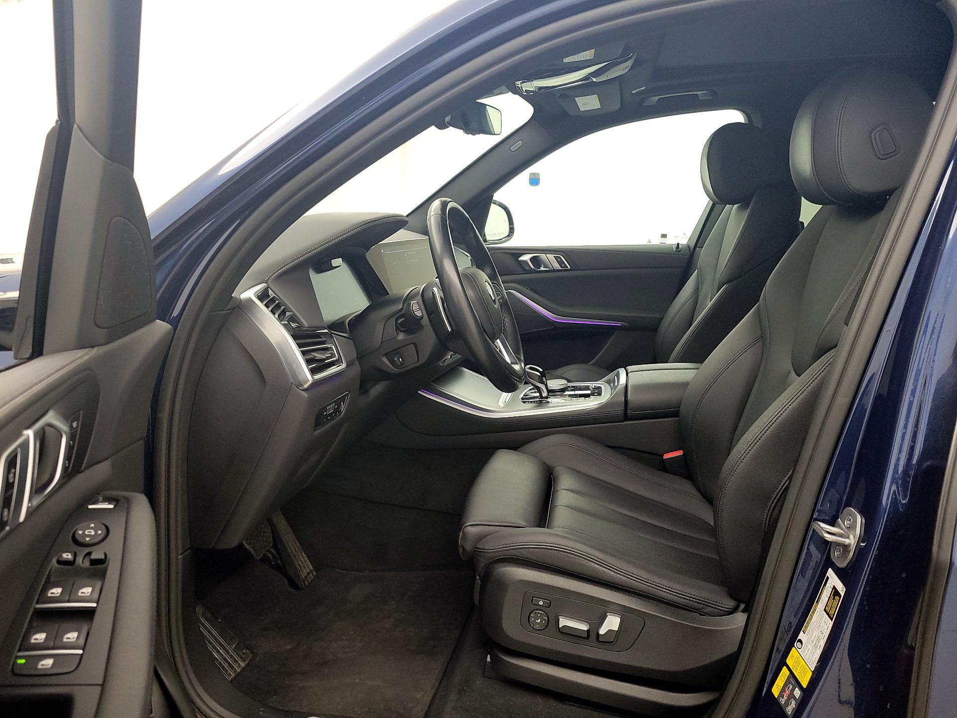 Thumbnail: 2022 BMW X5 - 11