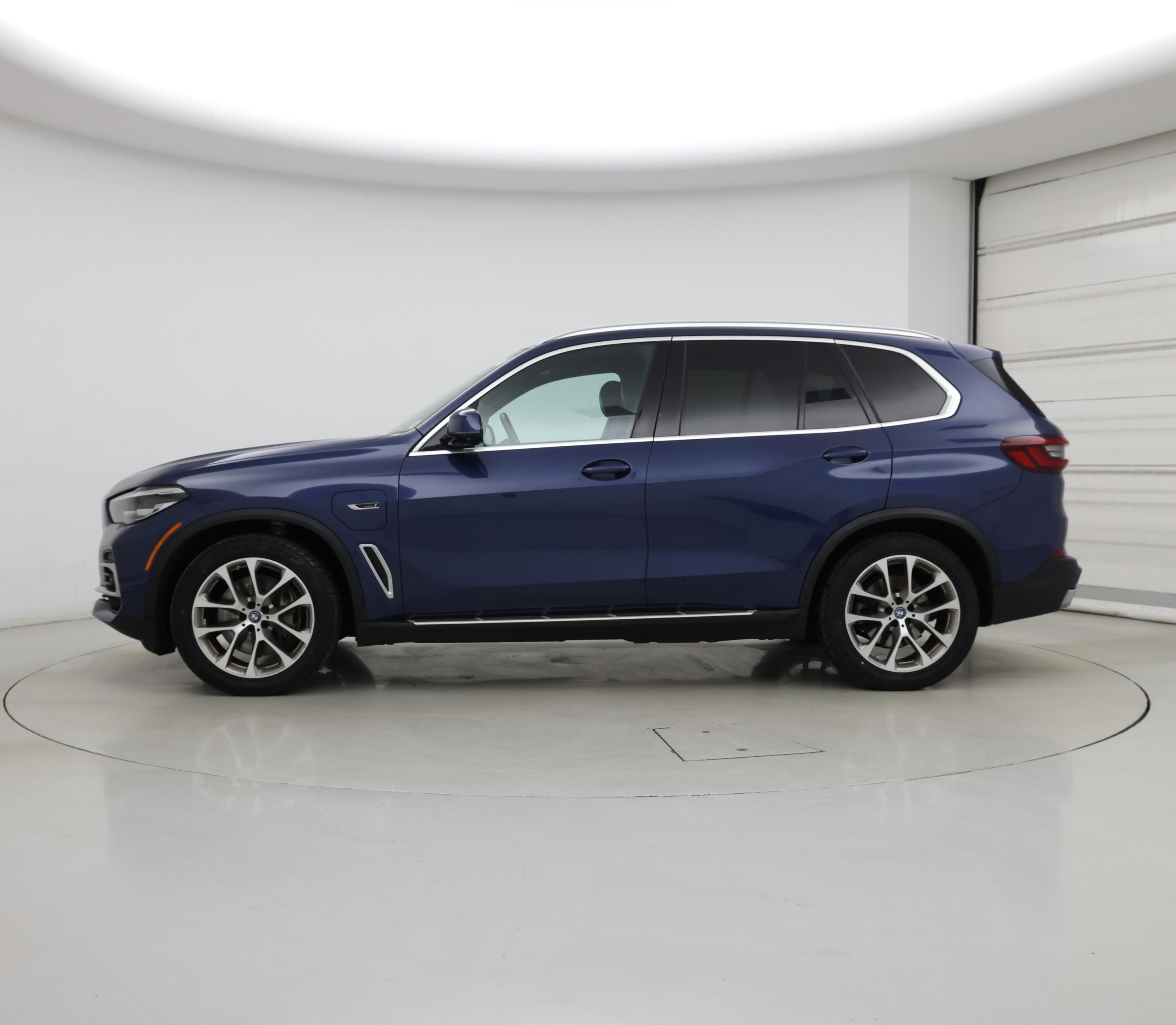 Thumbnail: 2022 BMW X5 - 3