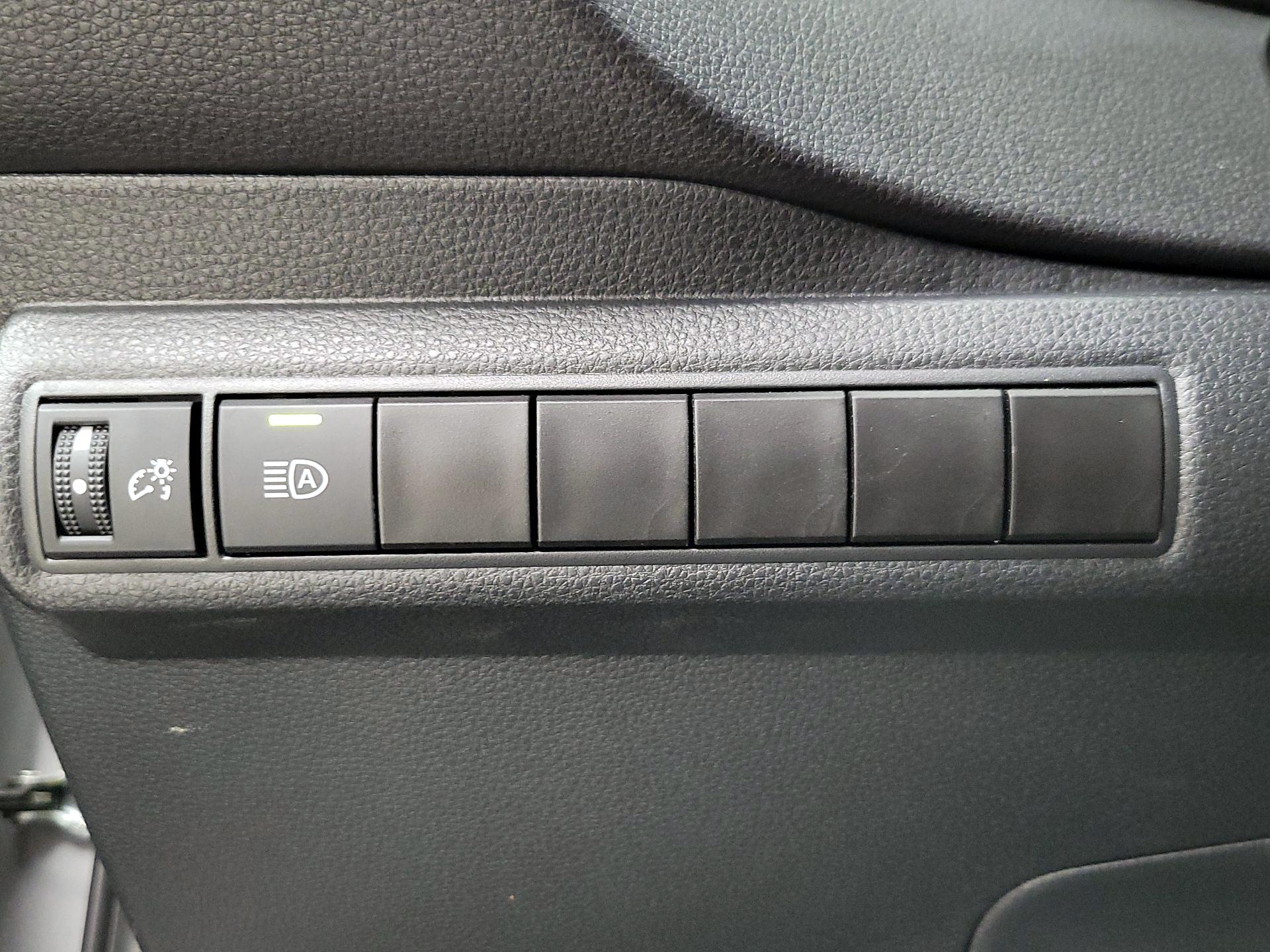 Thumbnail: 2024 Toyota Corolla - 13