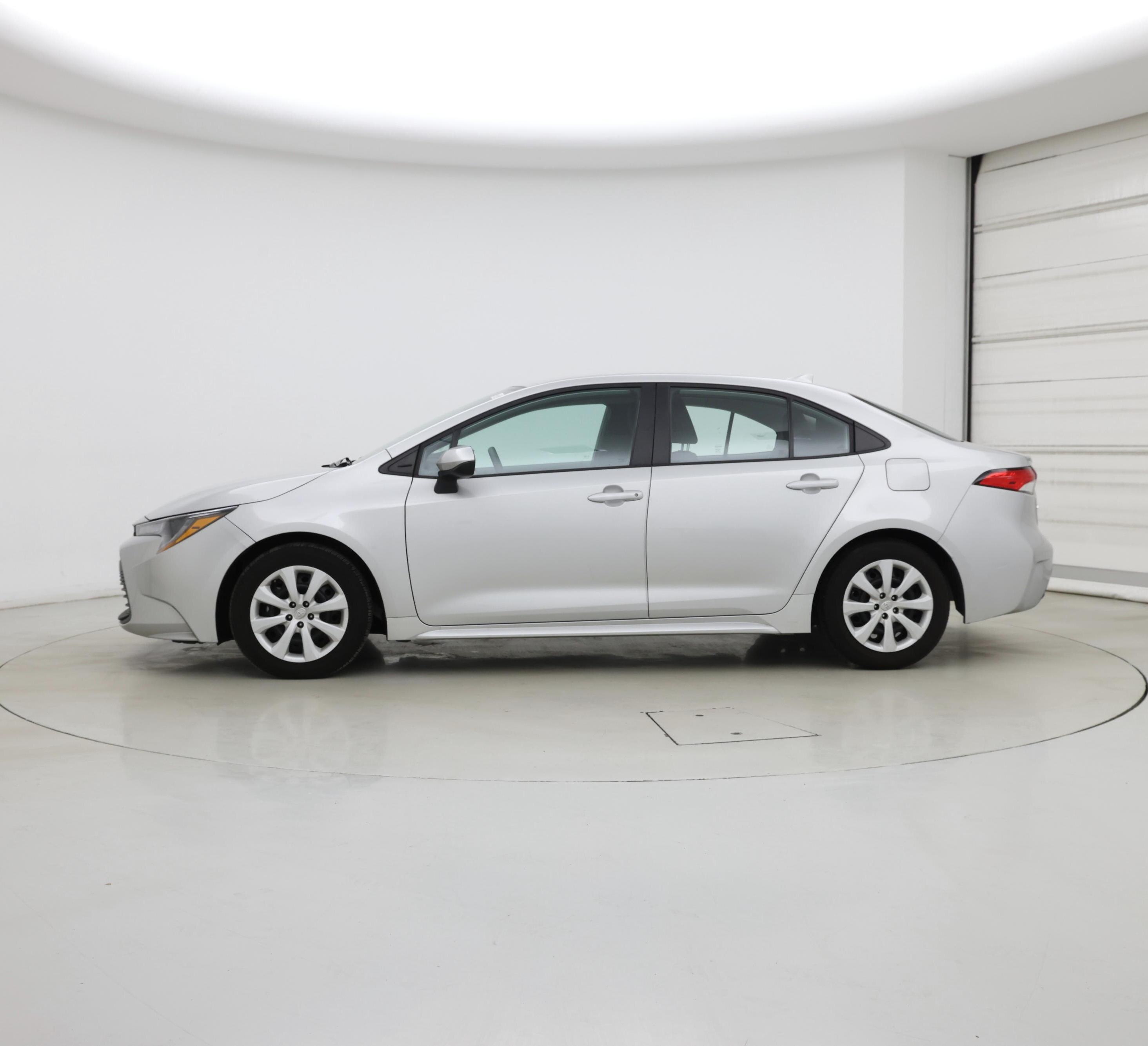 Thumbnail: 2024 Toyota Corolla - 3