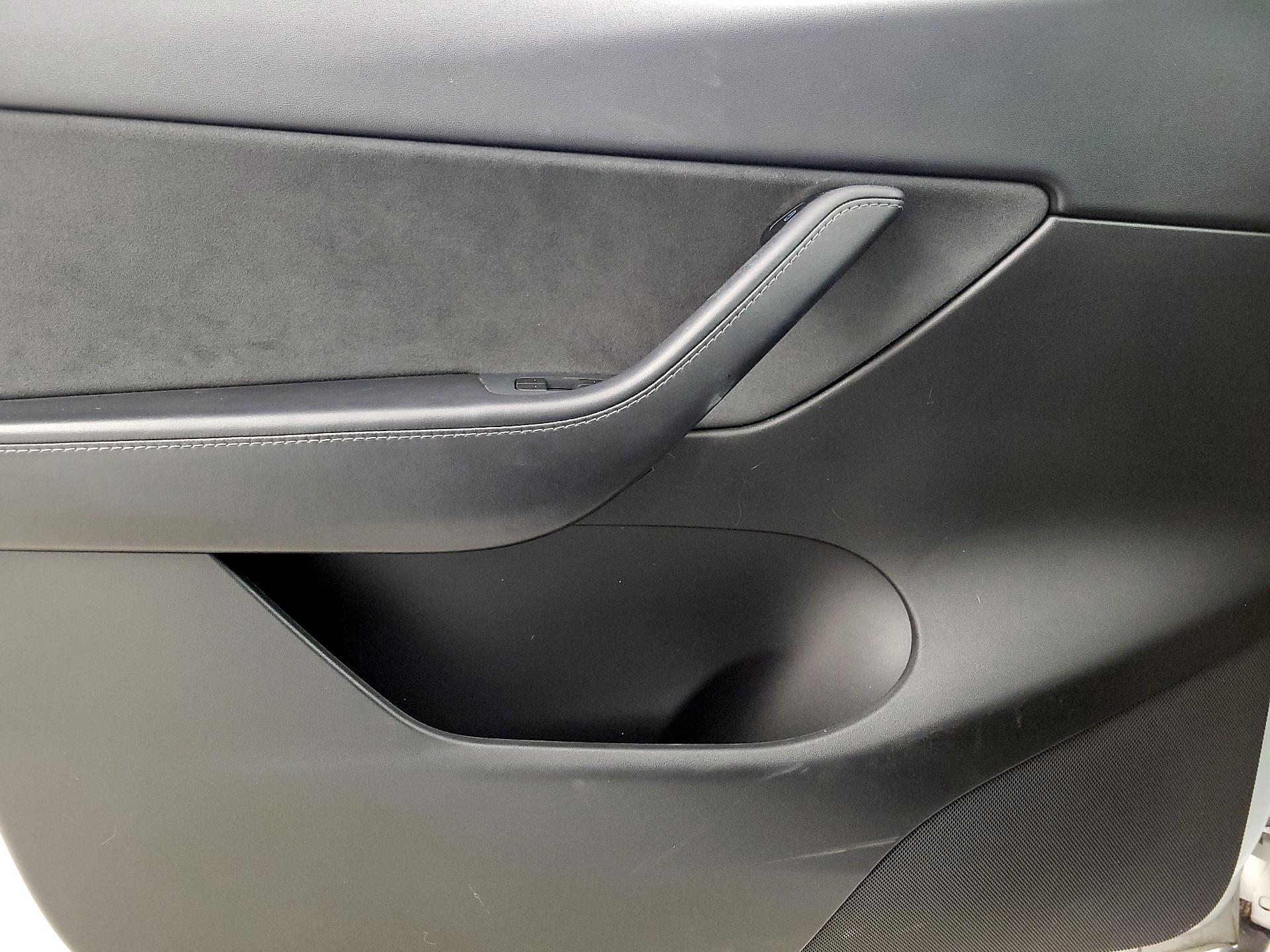 Thumbnail: 2021 Tesla Model Y - 12