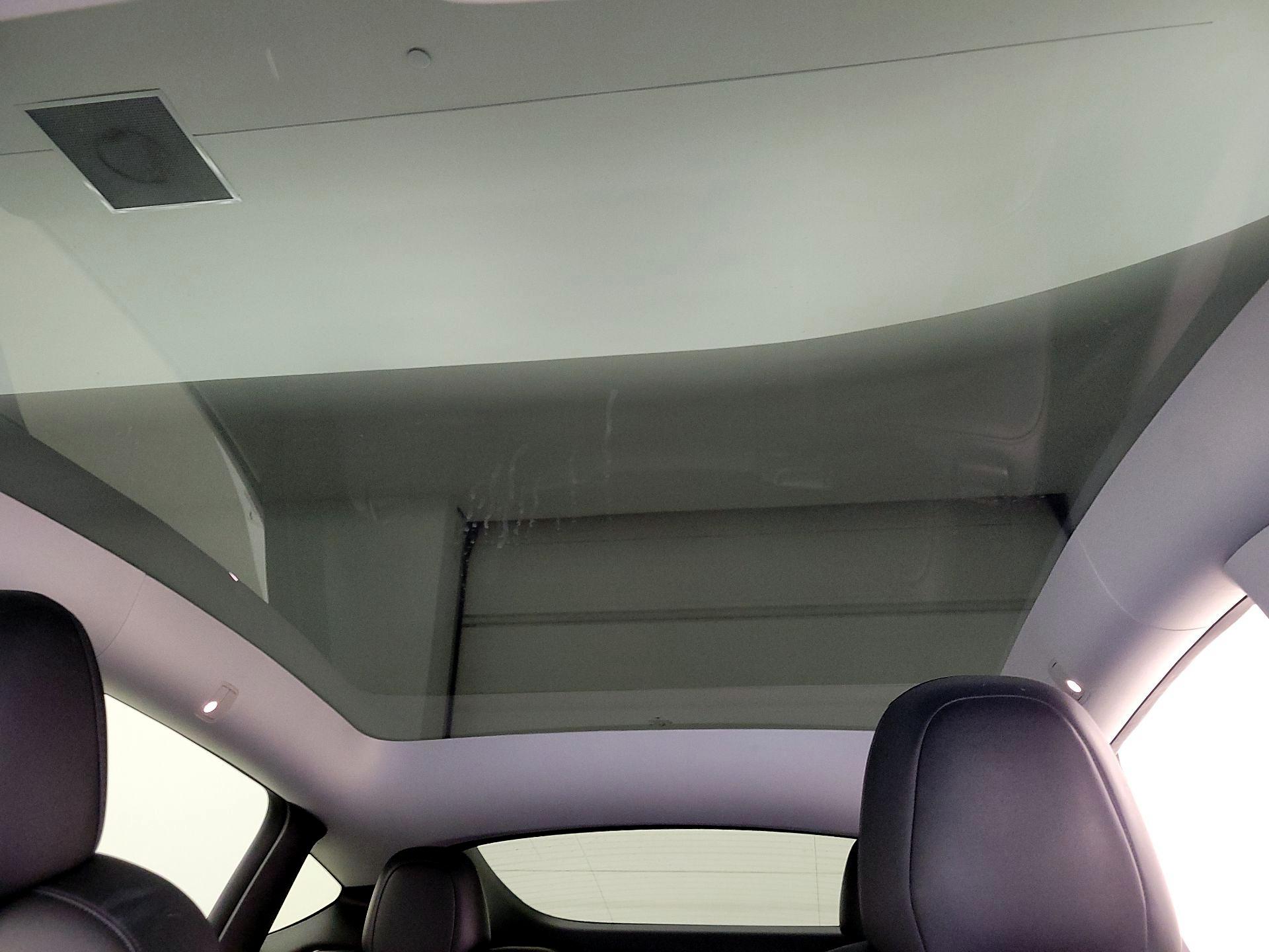 Thumbnail: 2021 Tesla Model Y - 19