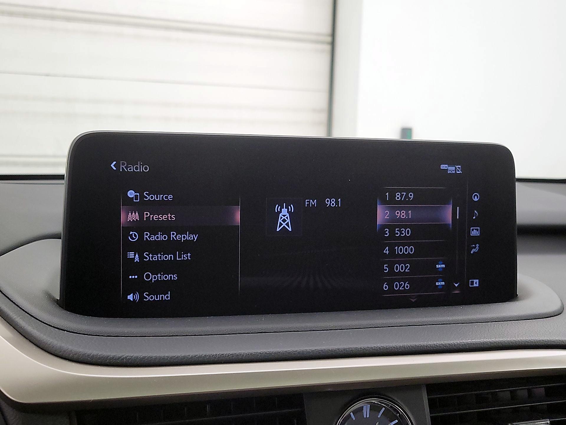 Thumbnail: 2022 Lexus RX - 16