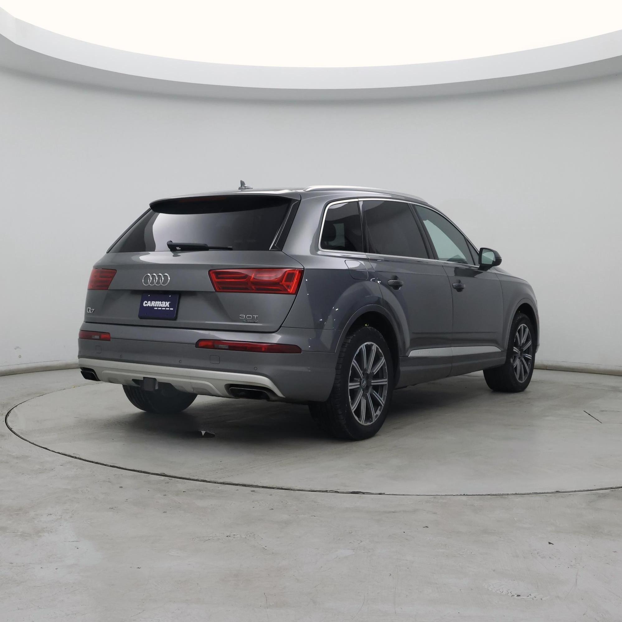 Thumbnail: 2017 Audi Q7 - 8