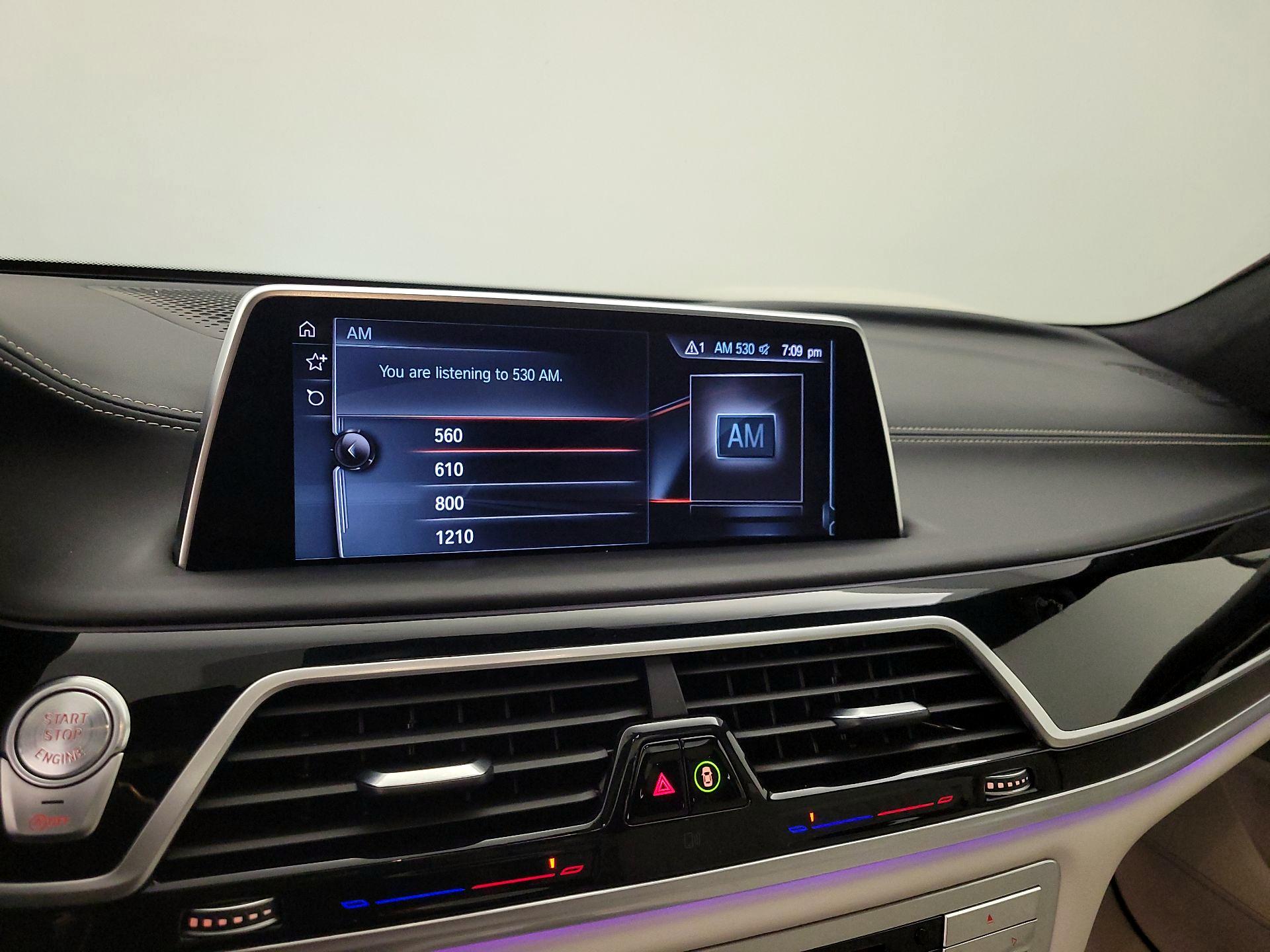 Thumbnail: 2017 BMW 7 Series - 16