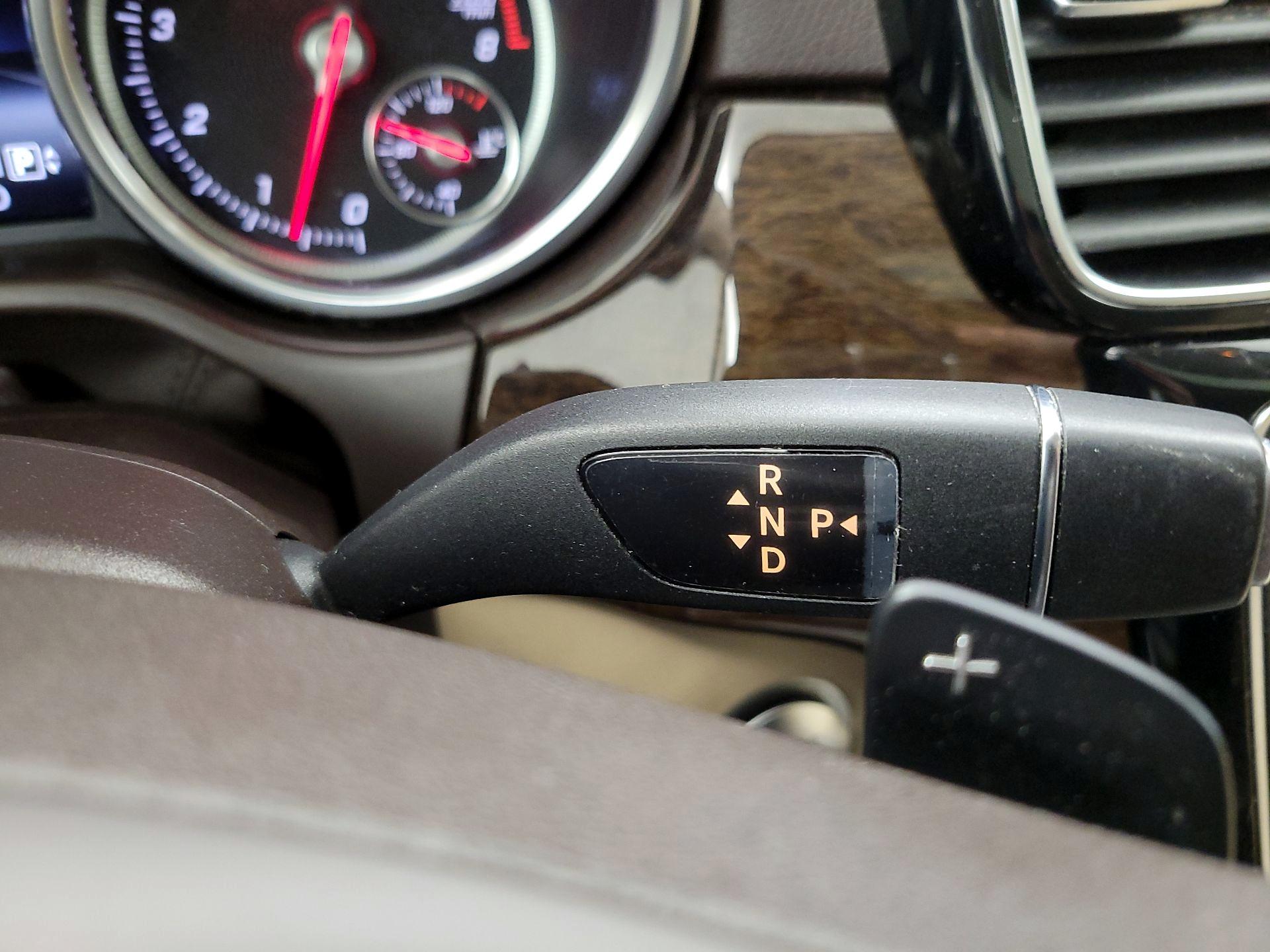 Thumbnail: 2016 Mercedes-Benz GLE - 18