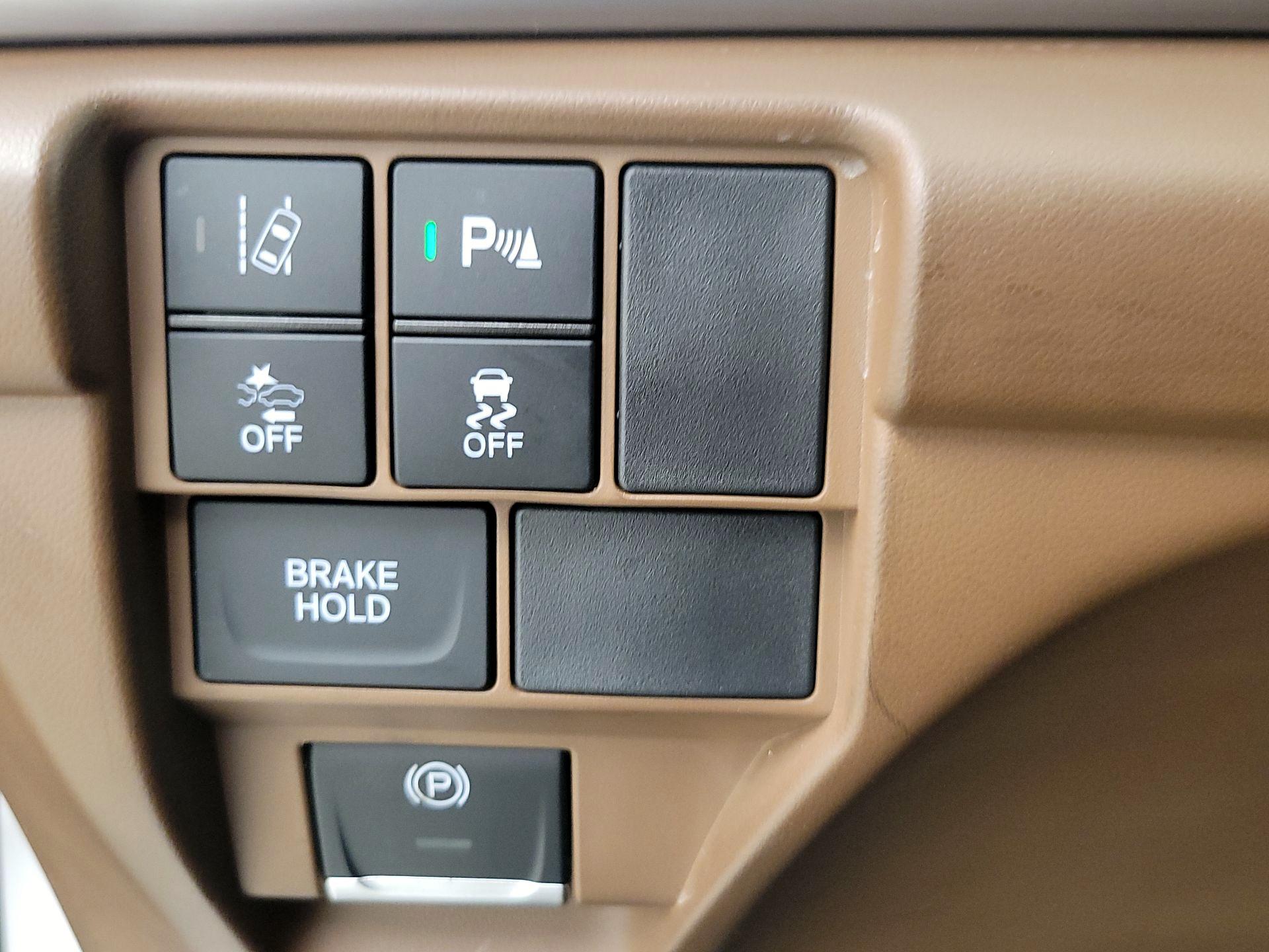 Thumbnail: 2021 Acura RDX - 13