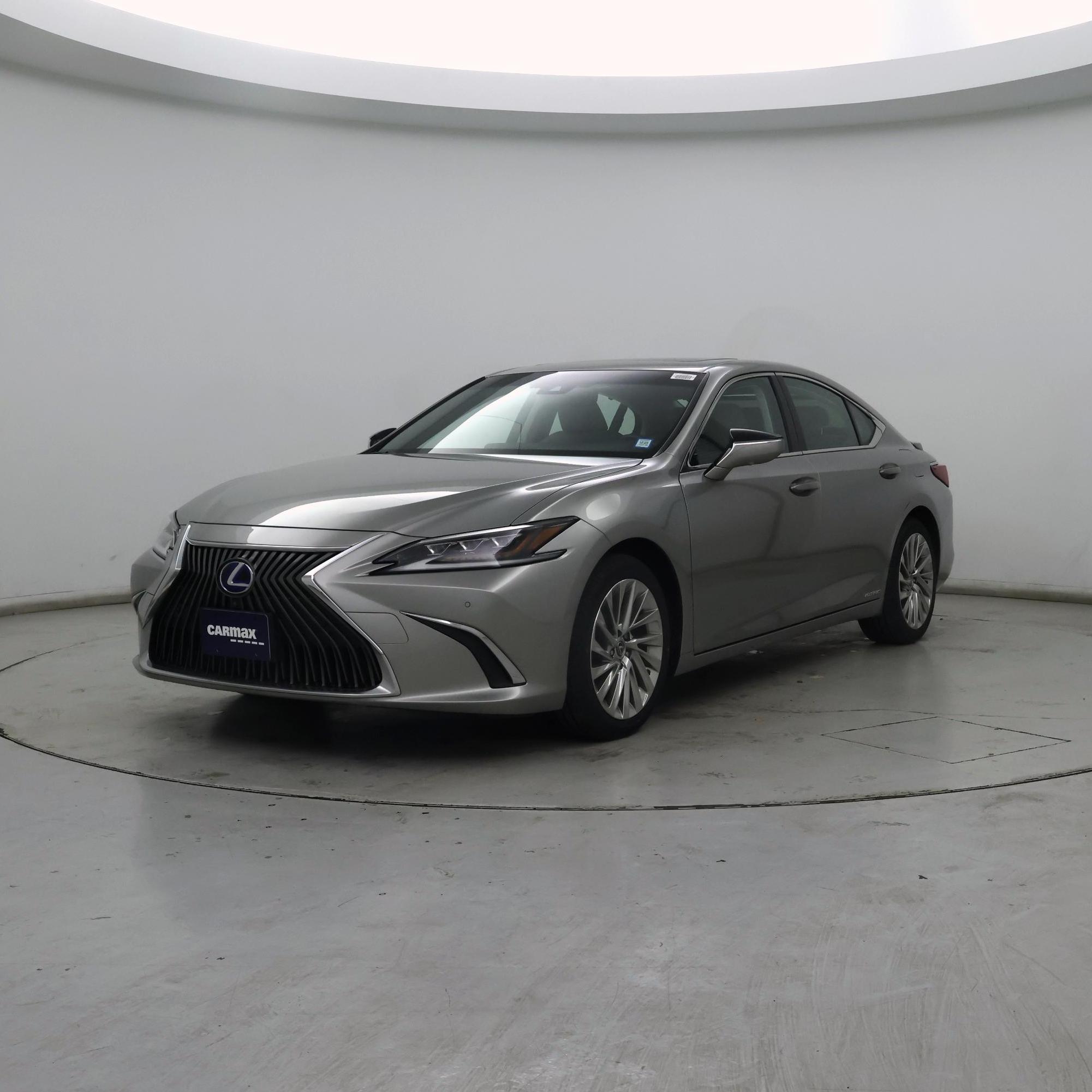 Thumbnail: 2019 Lexus ES - 4