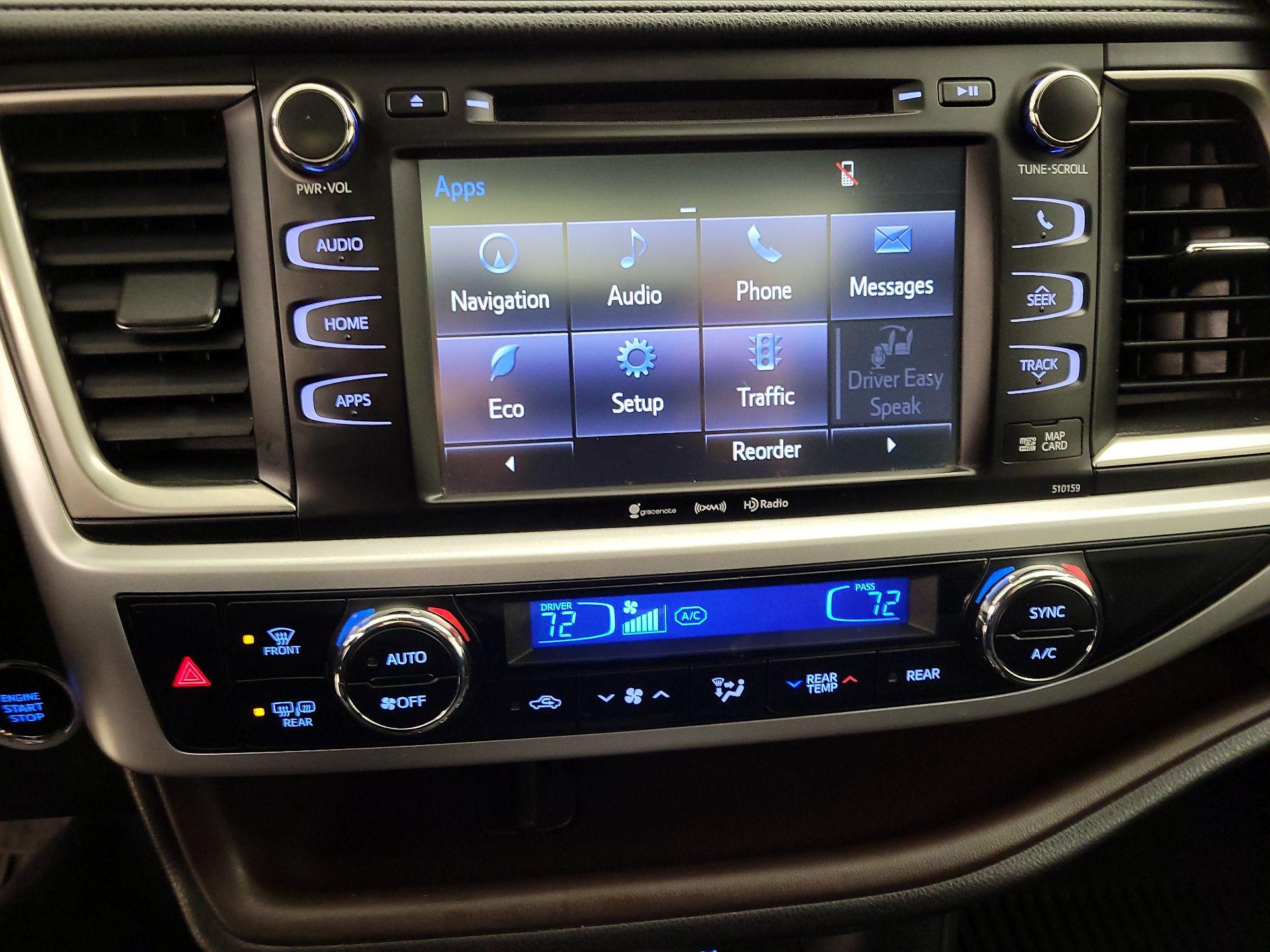 Thumbnail: 2016 Toyota Highlander - 14