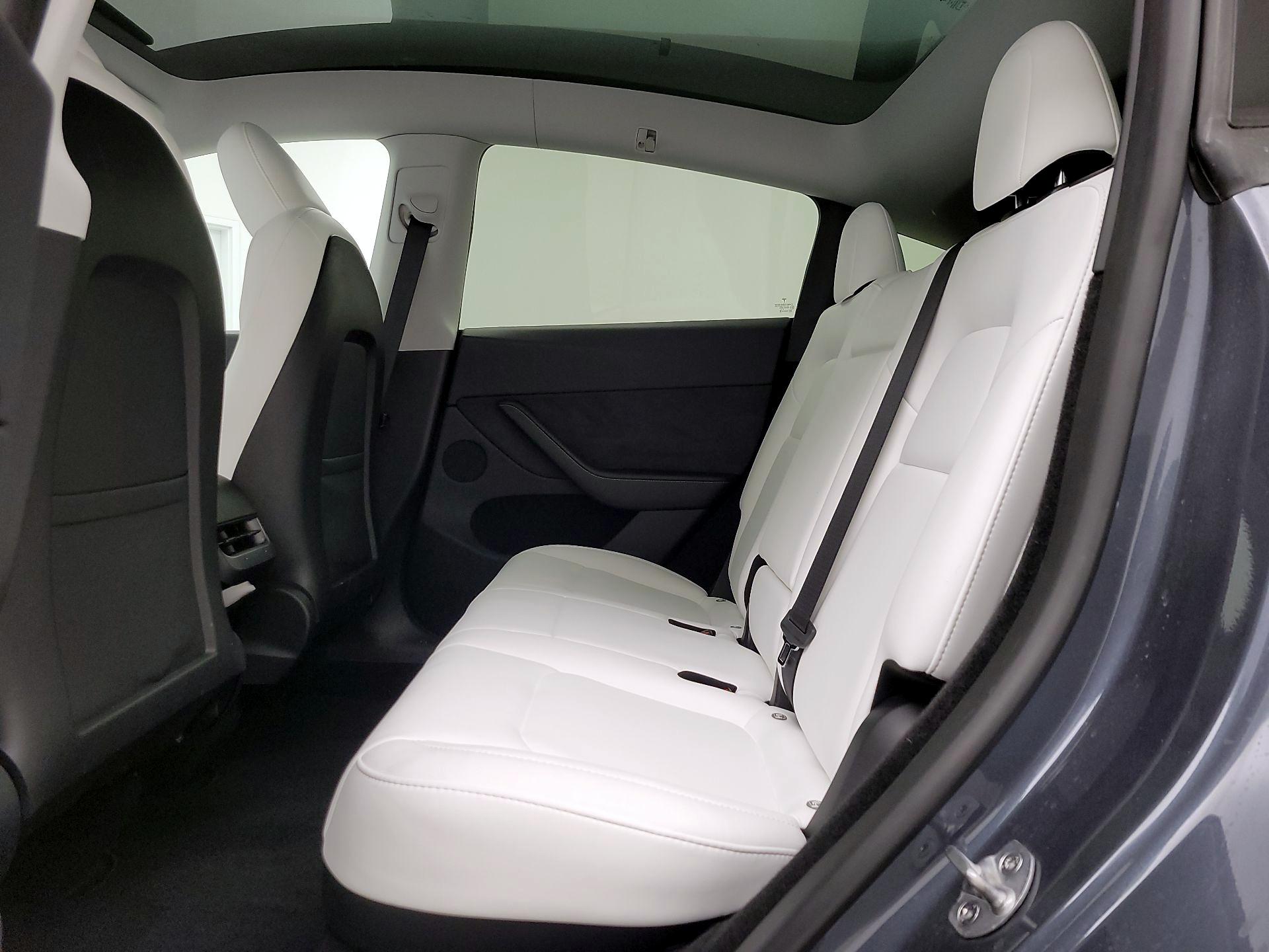 Thumbnail: 2023 Tesla Model Y - 19