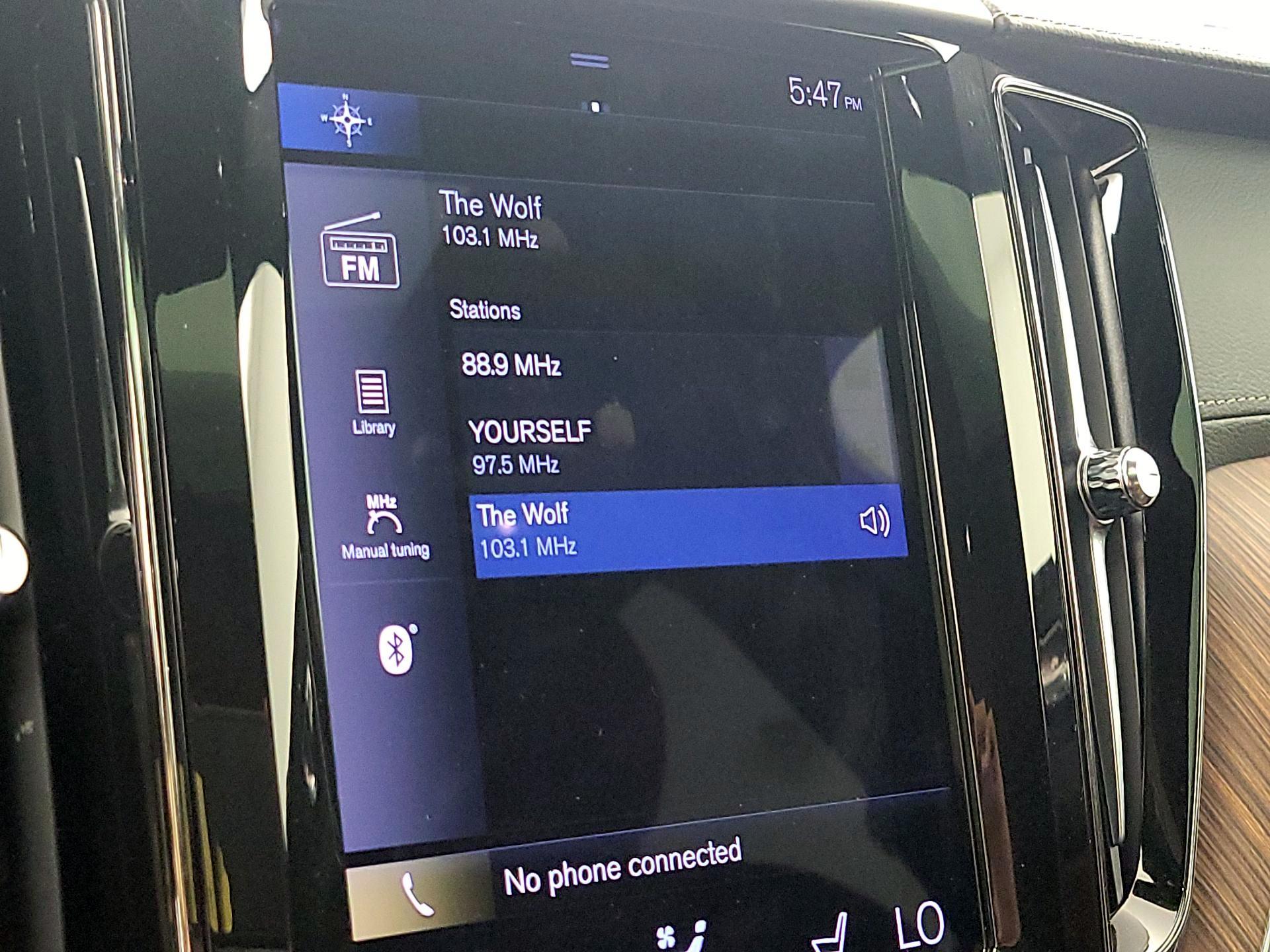 Thumbnail: 2021 Volvo XC60 - 16