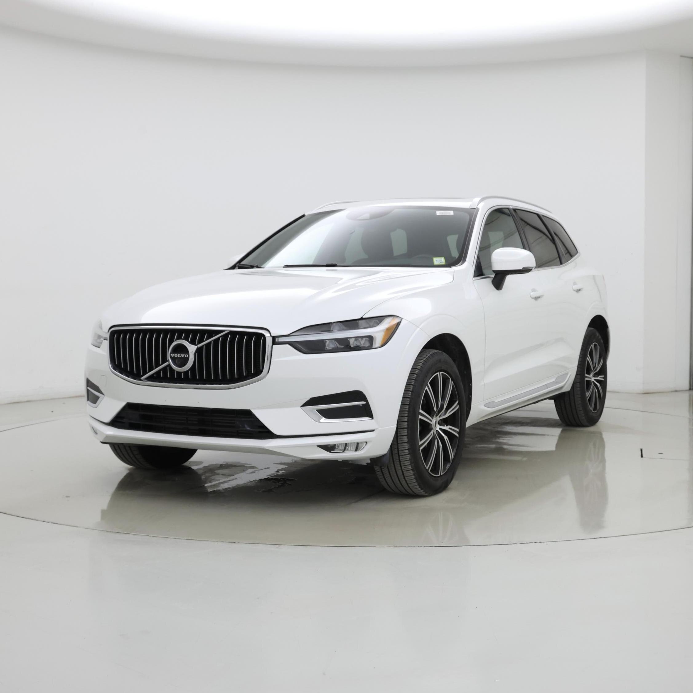 Thumbnail: 2021 Volvo XC60 - 4