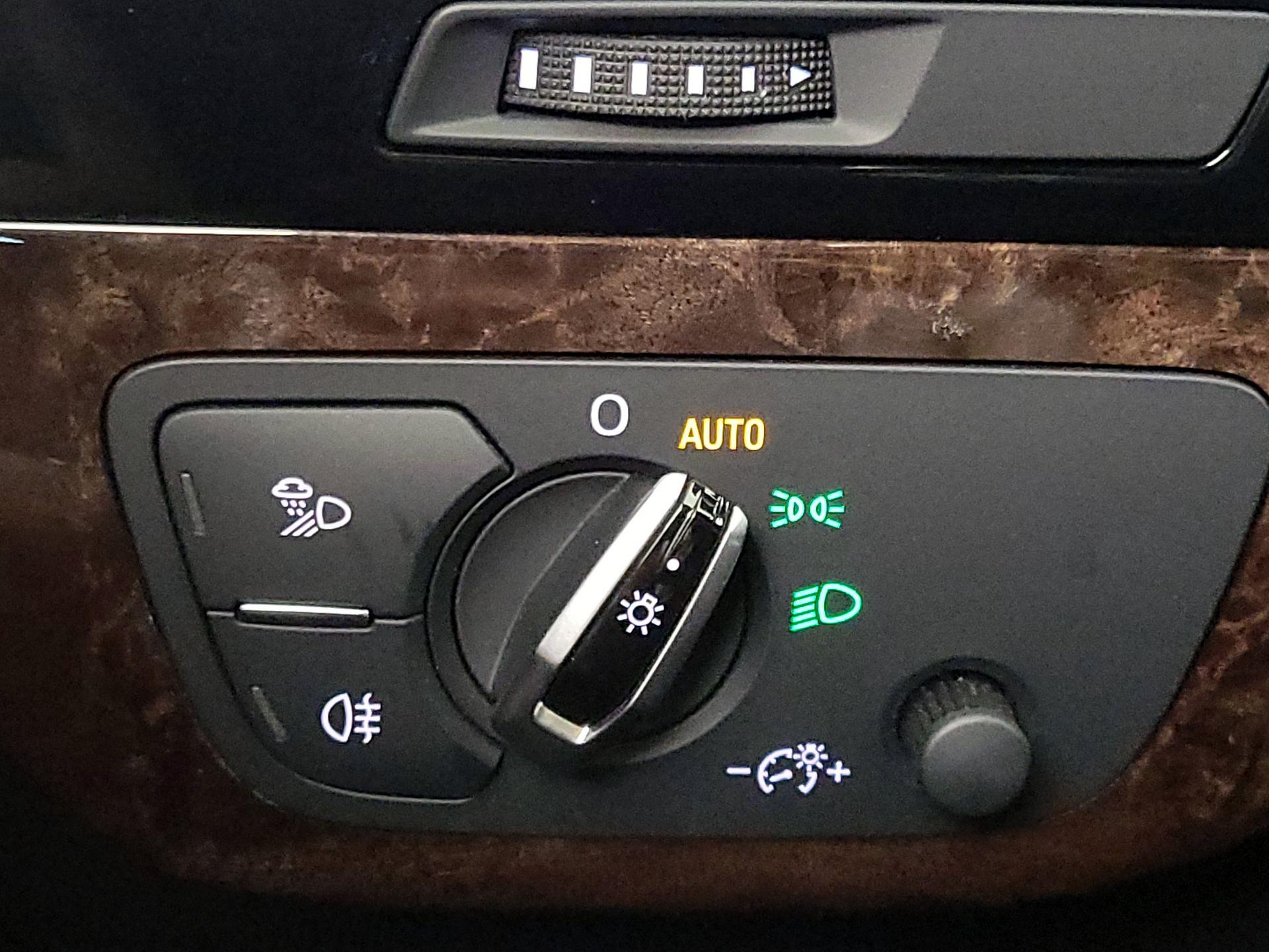 Thumbnail: 2017 Audi Q7 - 13