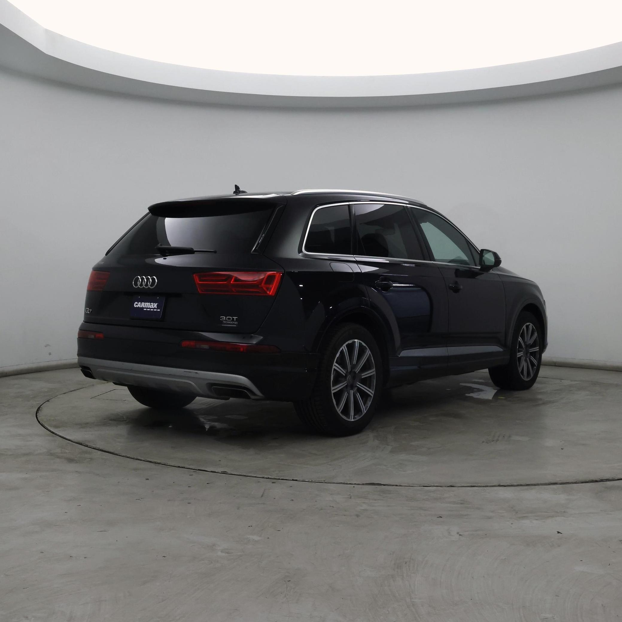 Thumbnail: 2017 Audi Q7 - 8