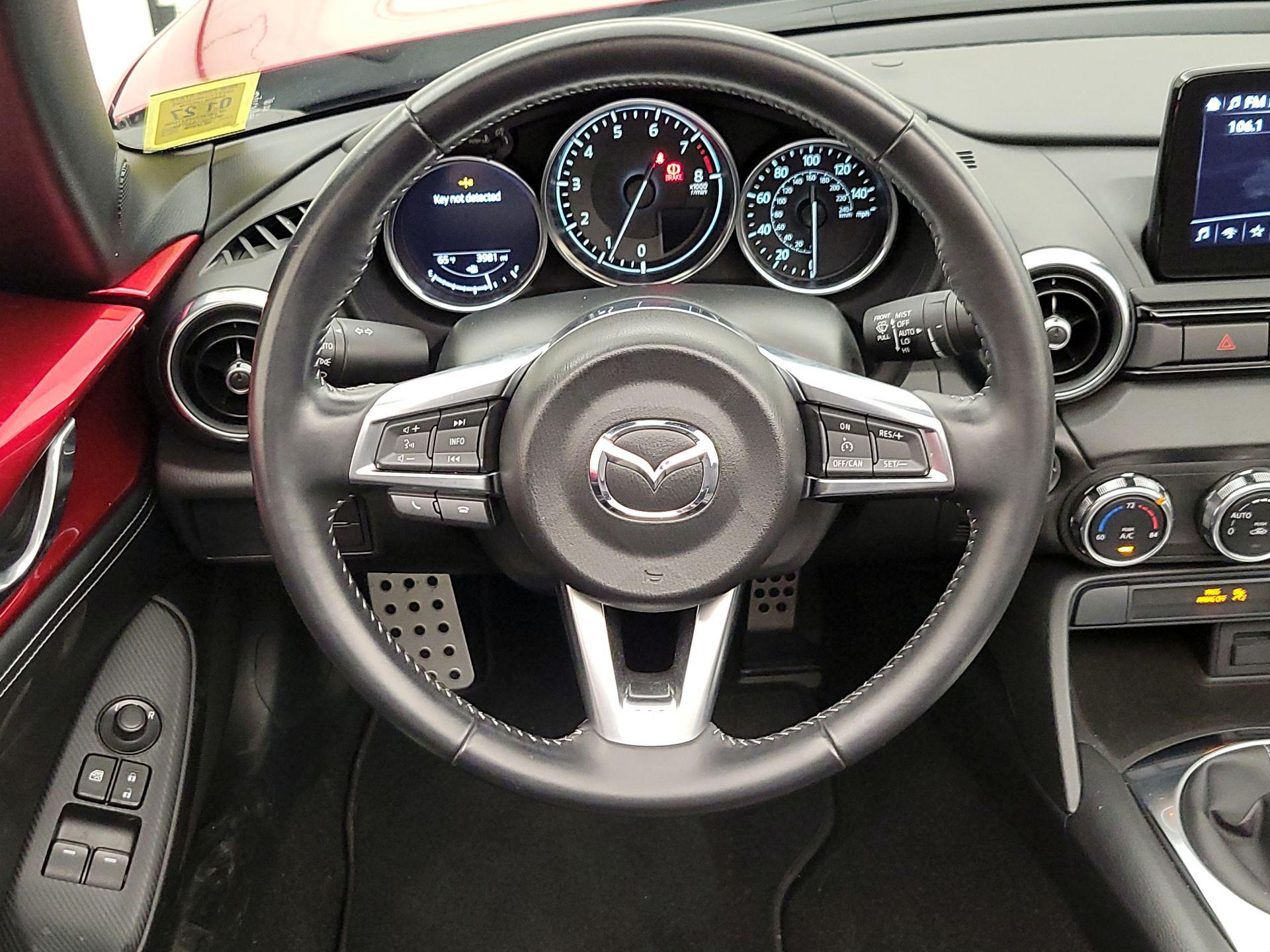 Thumbnail: 2020 Mazda MX-5 Miata - 10