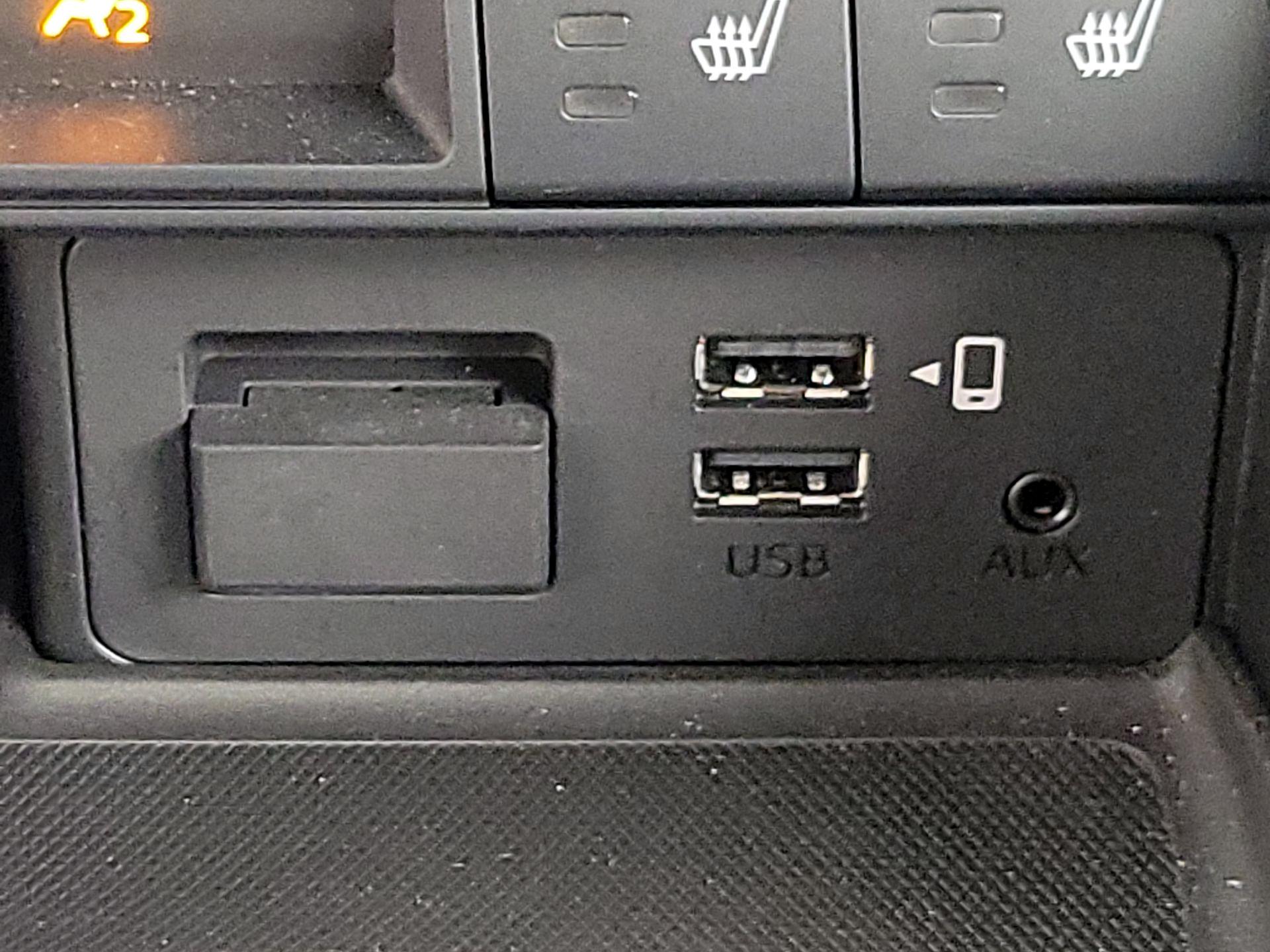 Thumbnail: 2020 Mazda MX-5 Miata - 18