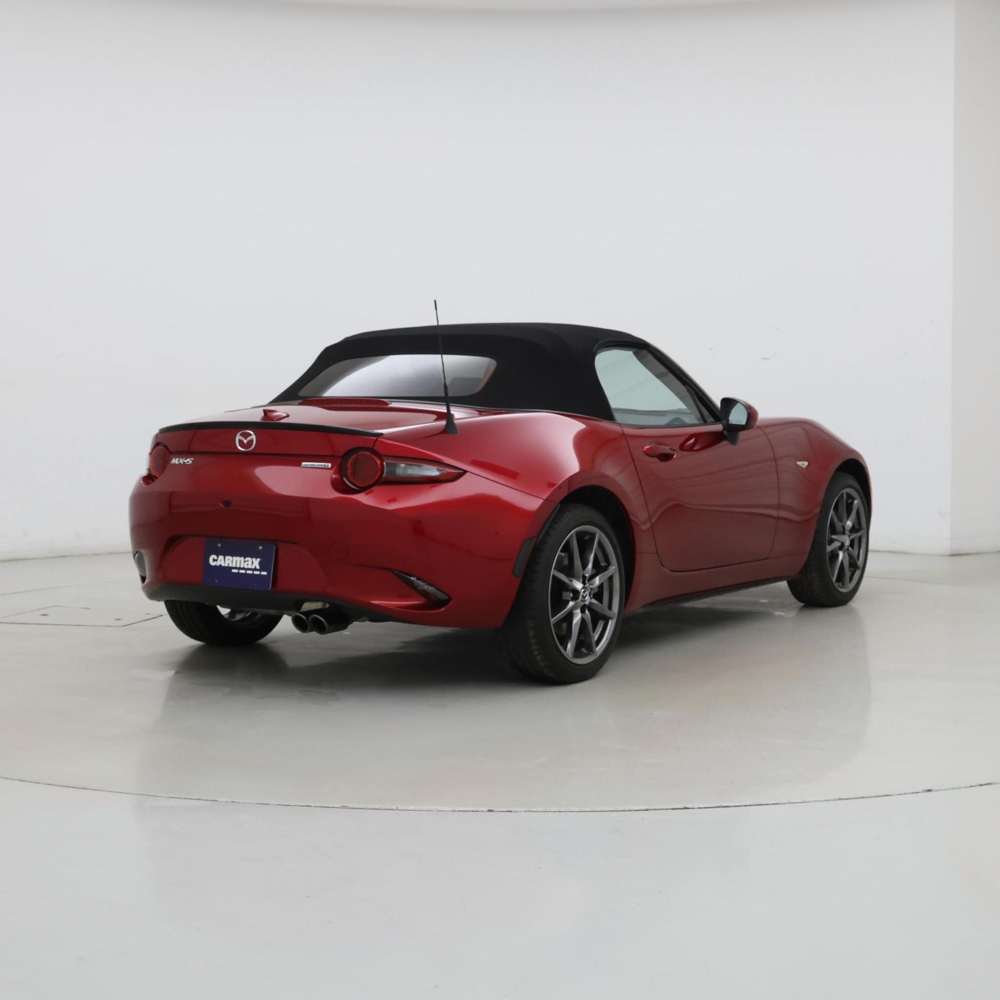 Thumbnail: 2020 Mazda MX-5 Miata - 8