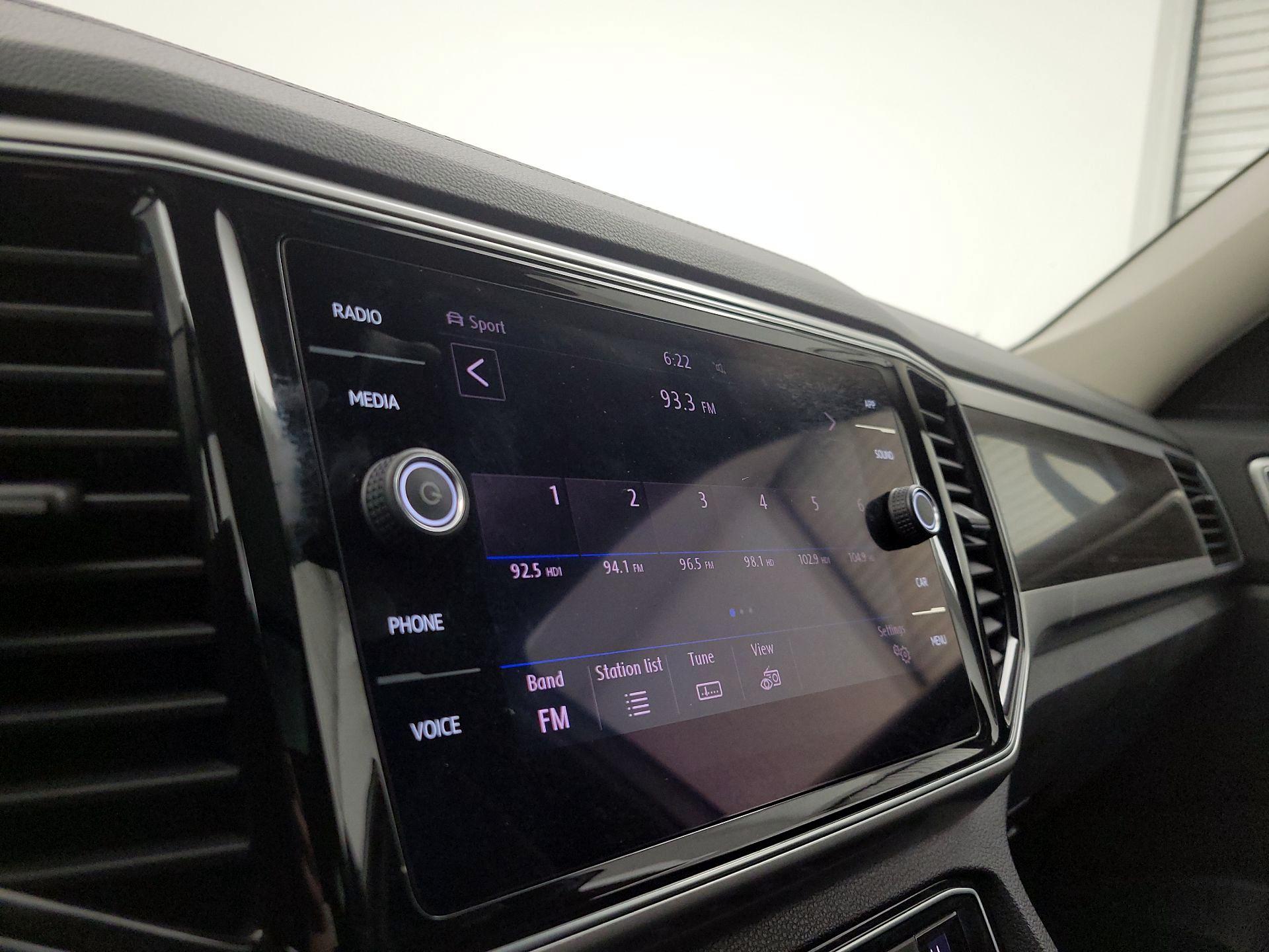 Thumbnail: 2018 Volkswagen Atlas - 15