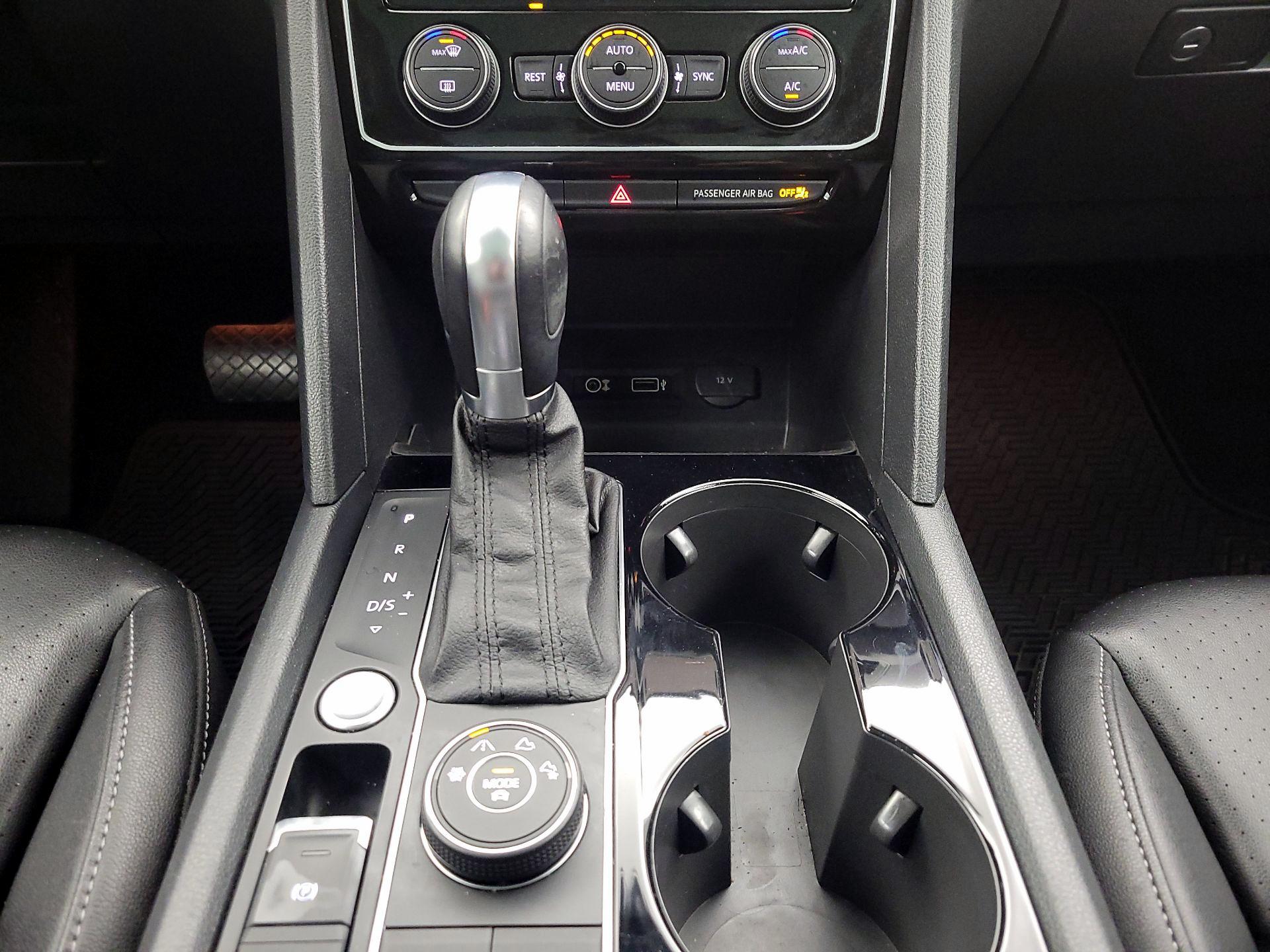 Thumbnail: 2018 Volkswagen Atlas - 17